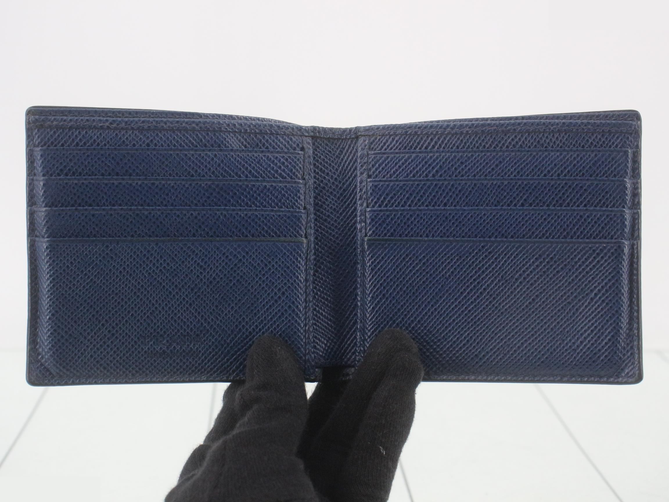Other lines: Bags and Wallets — view 4