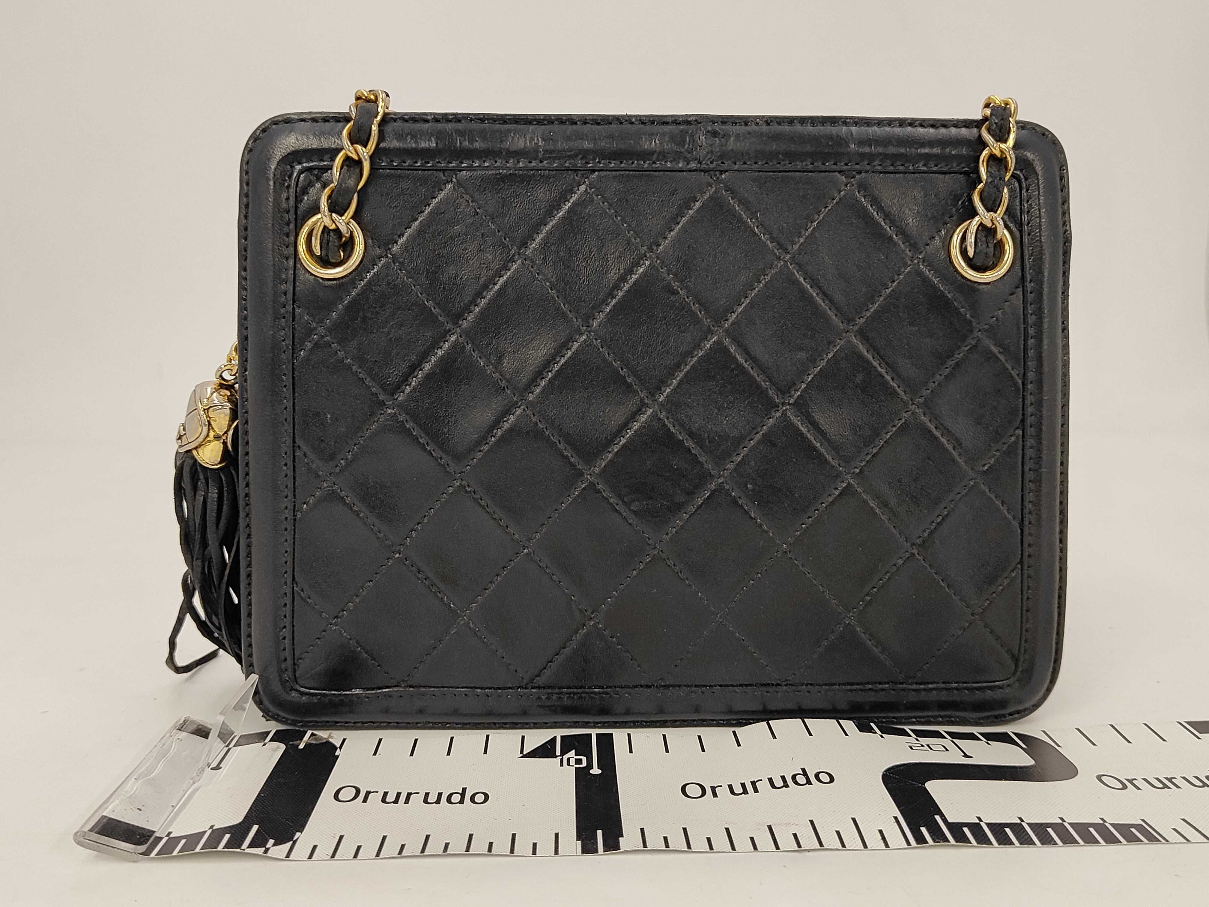 Matelassé Leather Chain Shoulder Bag (with seal and card) — view 2