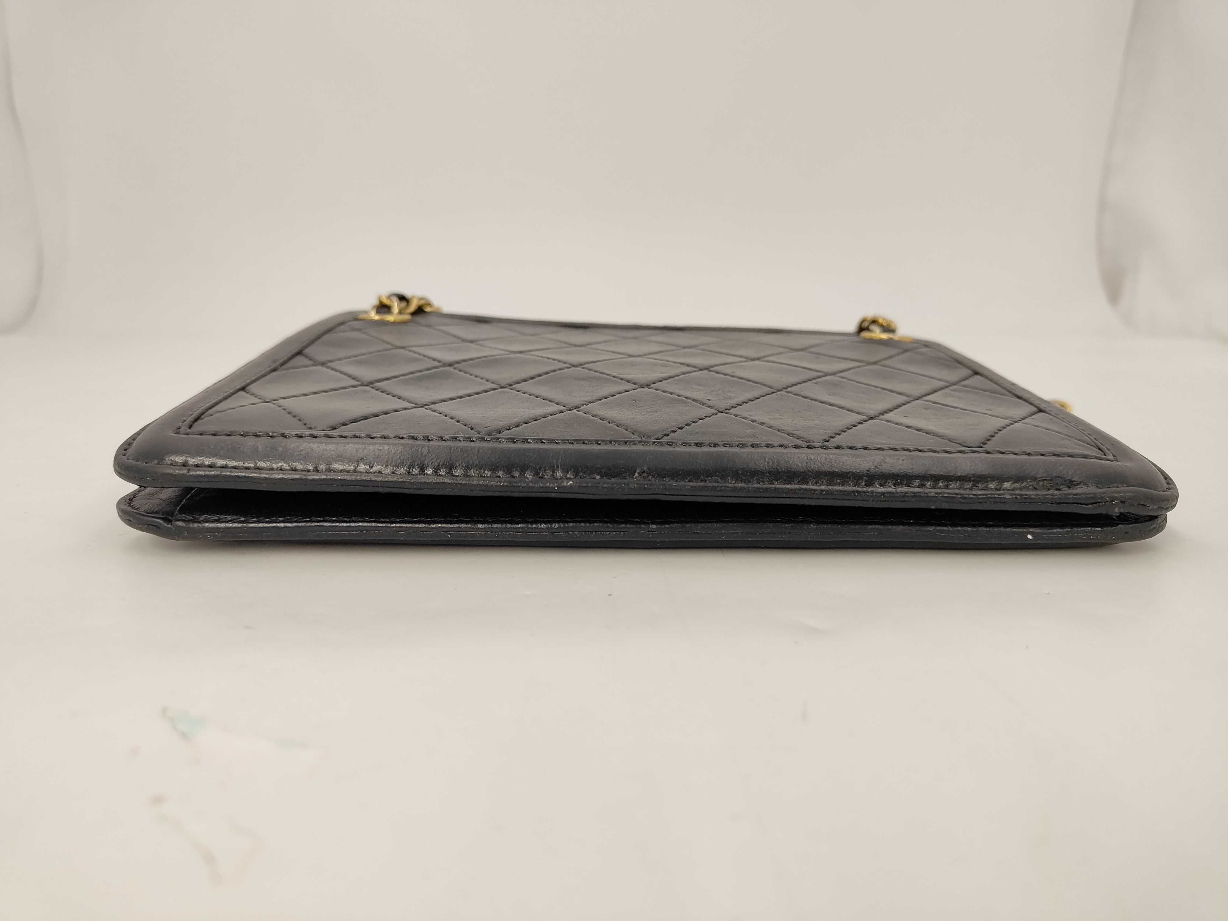 Matelassé Leather Chain Shoulder Bag (with seal and card) — view 3