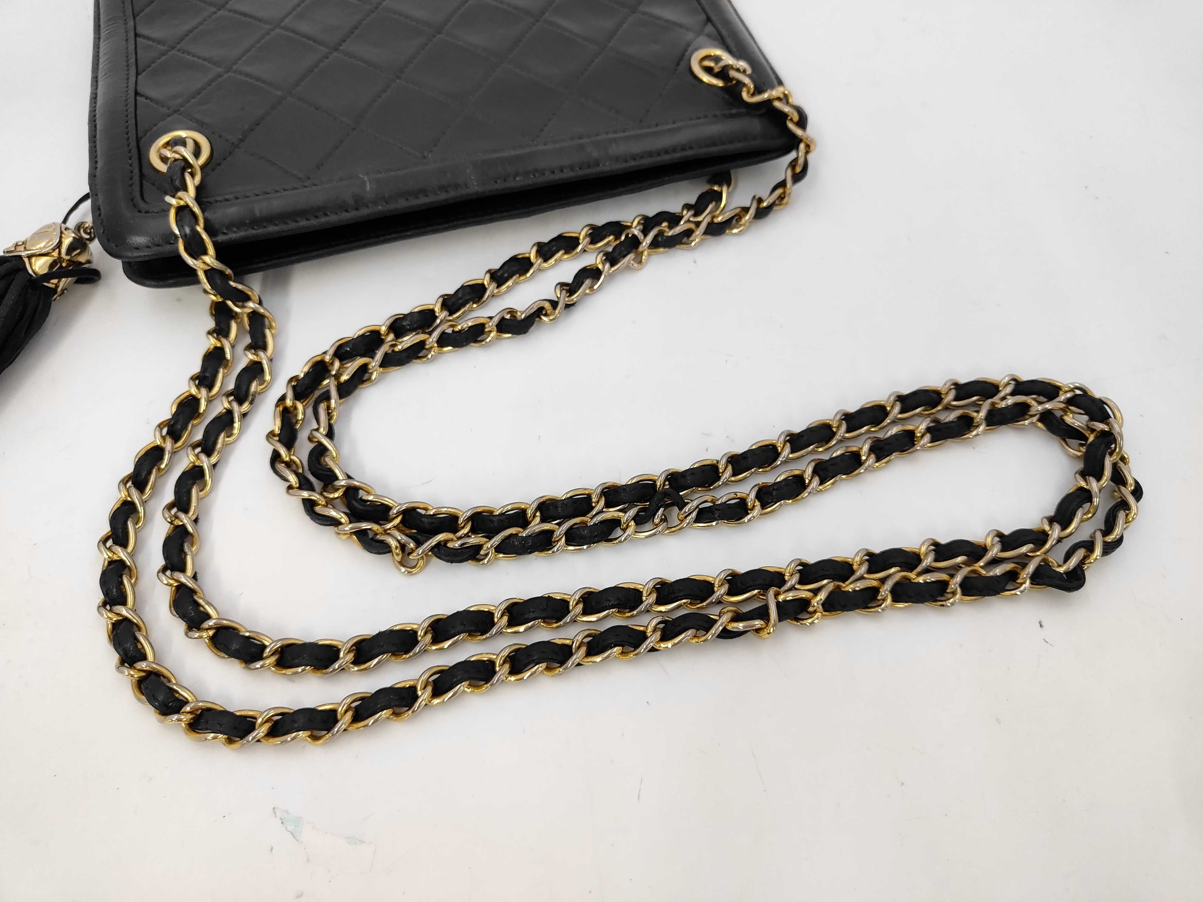Matelassé Leather Chain Shoulder Bag (with seal and card) — view 5