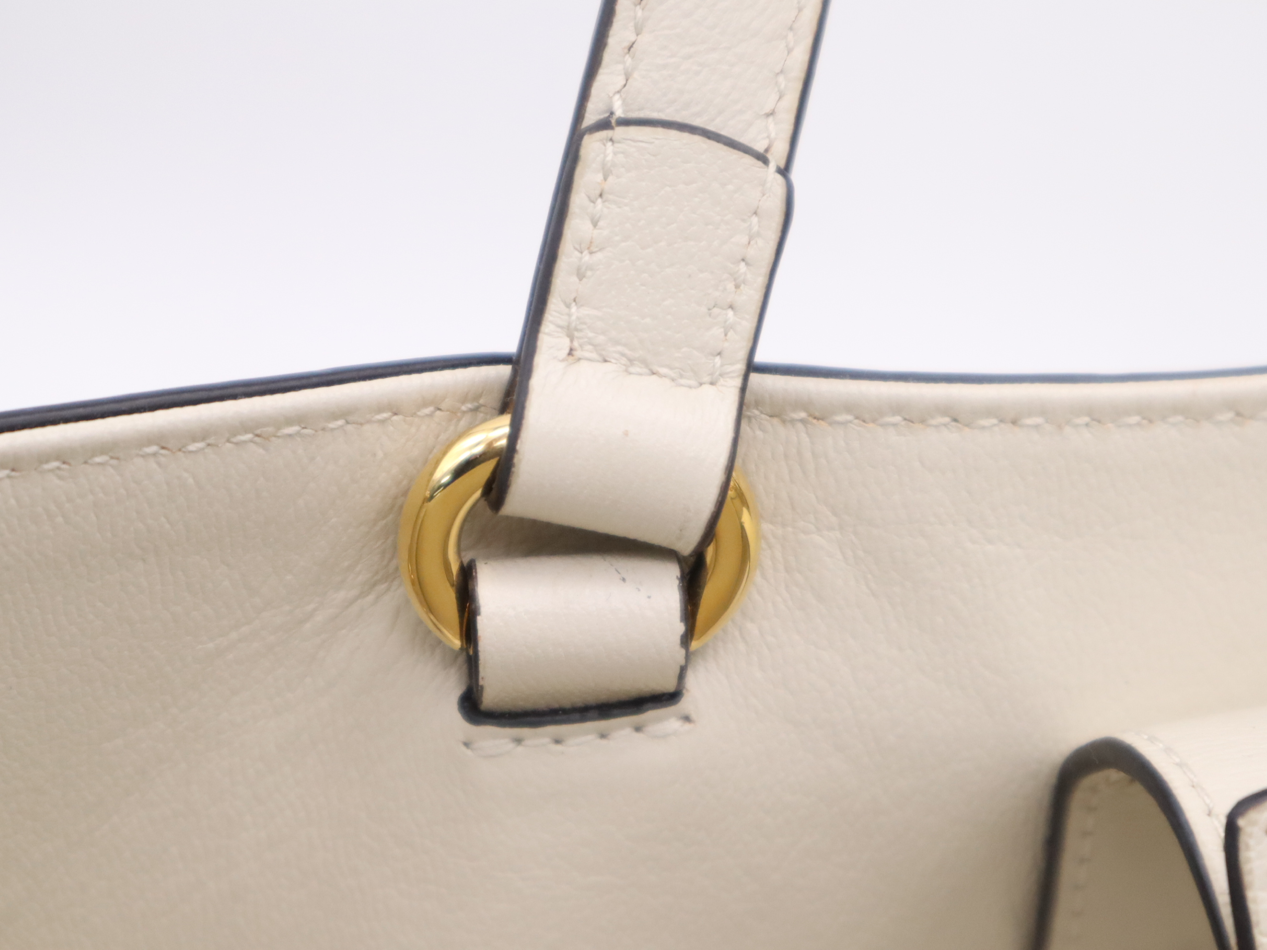 621144 Horsebit 1955 Medium Tote Bag, Leather, Ivory, with Dust Bag. — view 7