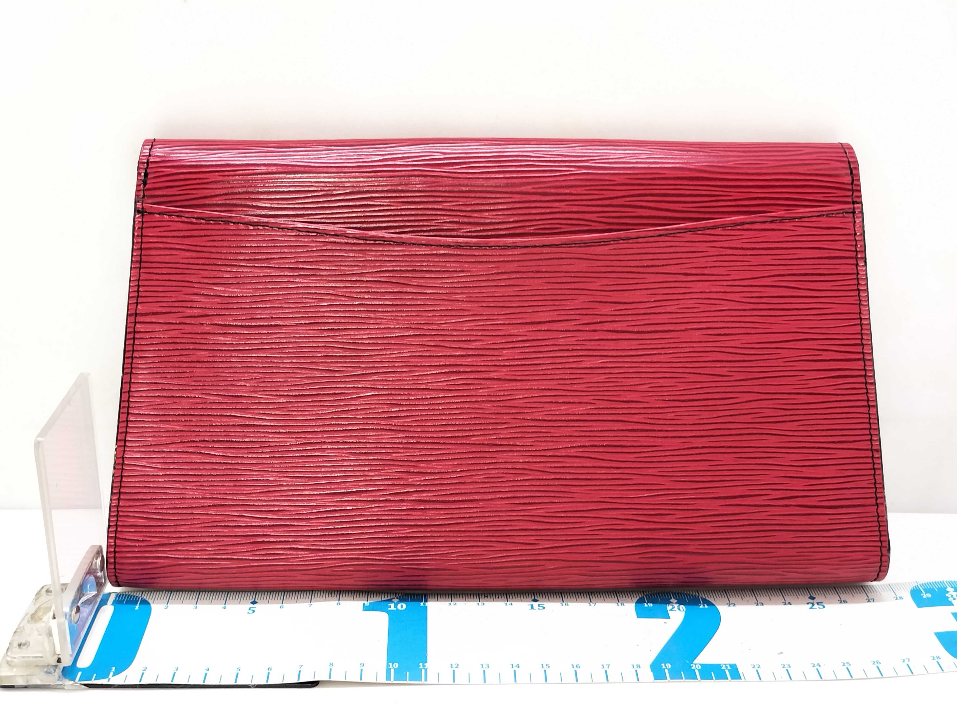 Epi Art Deco Second Bag Red M52637 VU8901 Second Bag — view 2