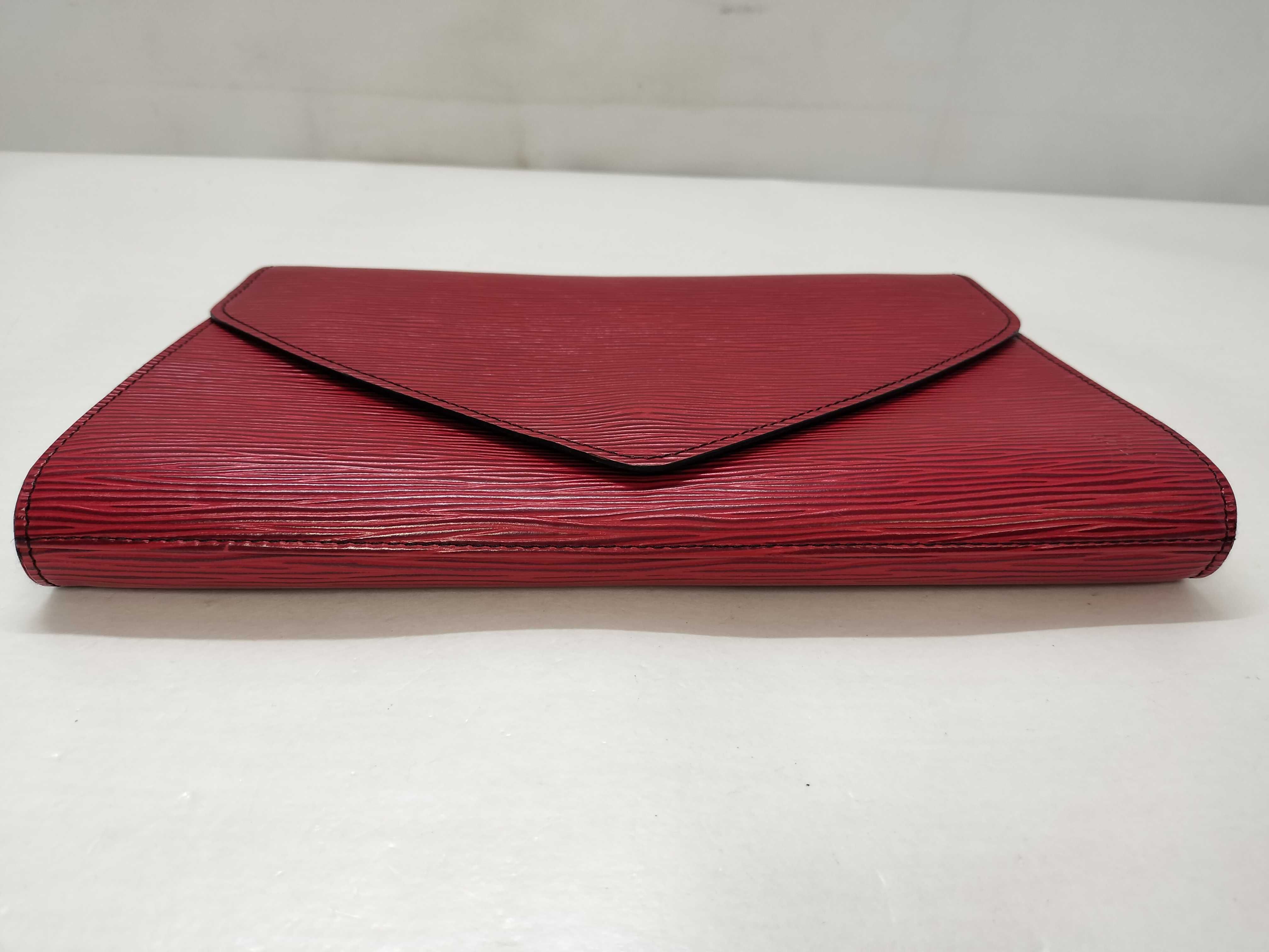 Epi Art Deco Second Bag Red M52637 VU8901 Second Bag — view 15