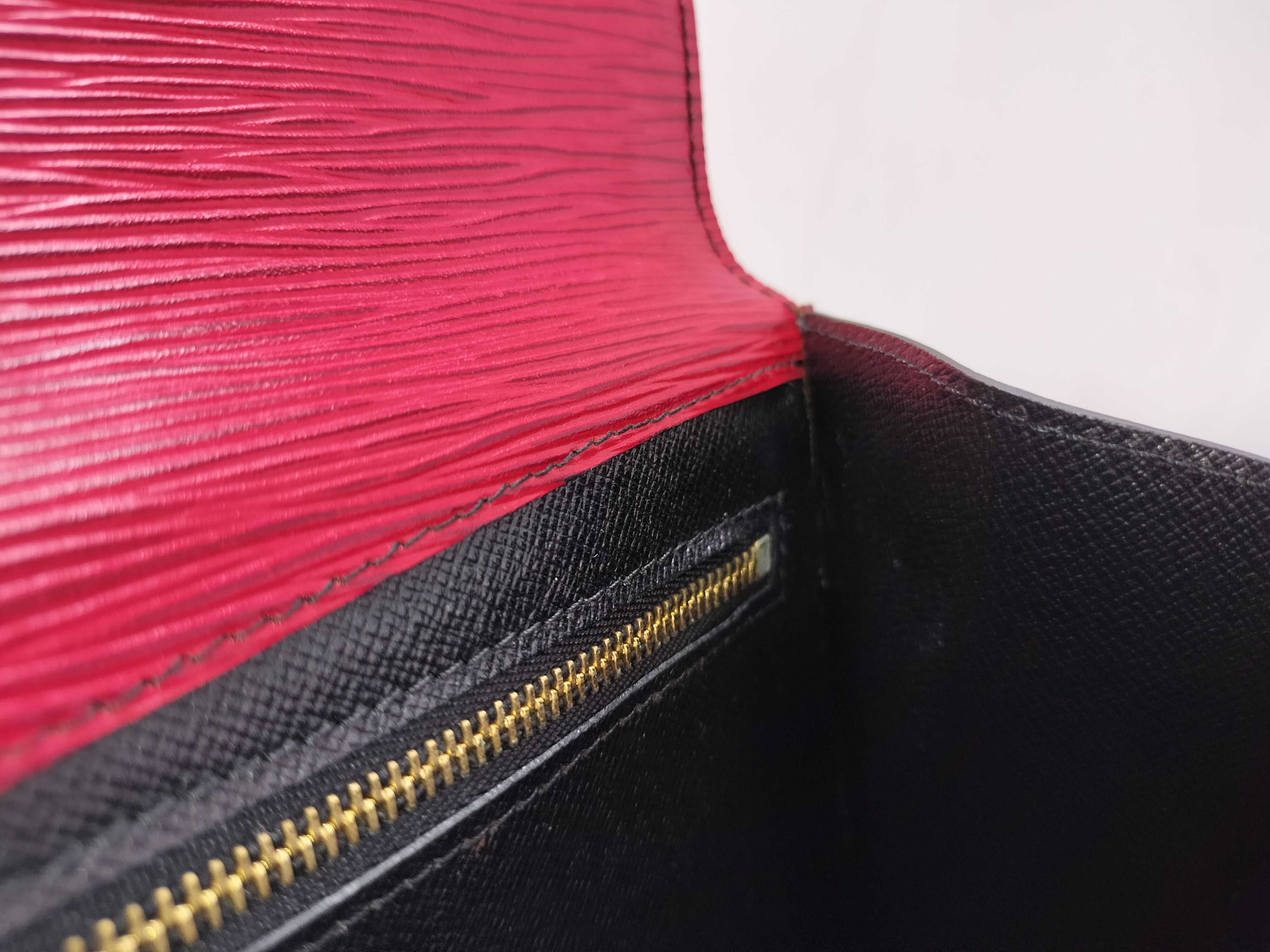 Epi Art Deco Second Bag Red M52637 VU8901 Second Bag — view 10
