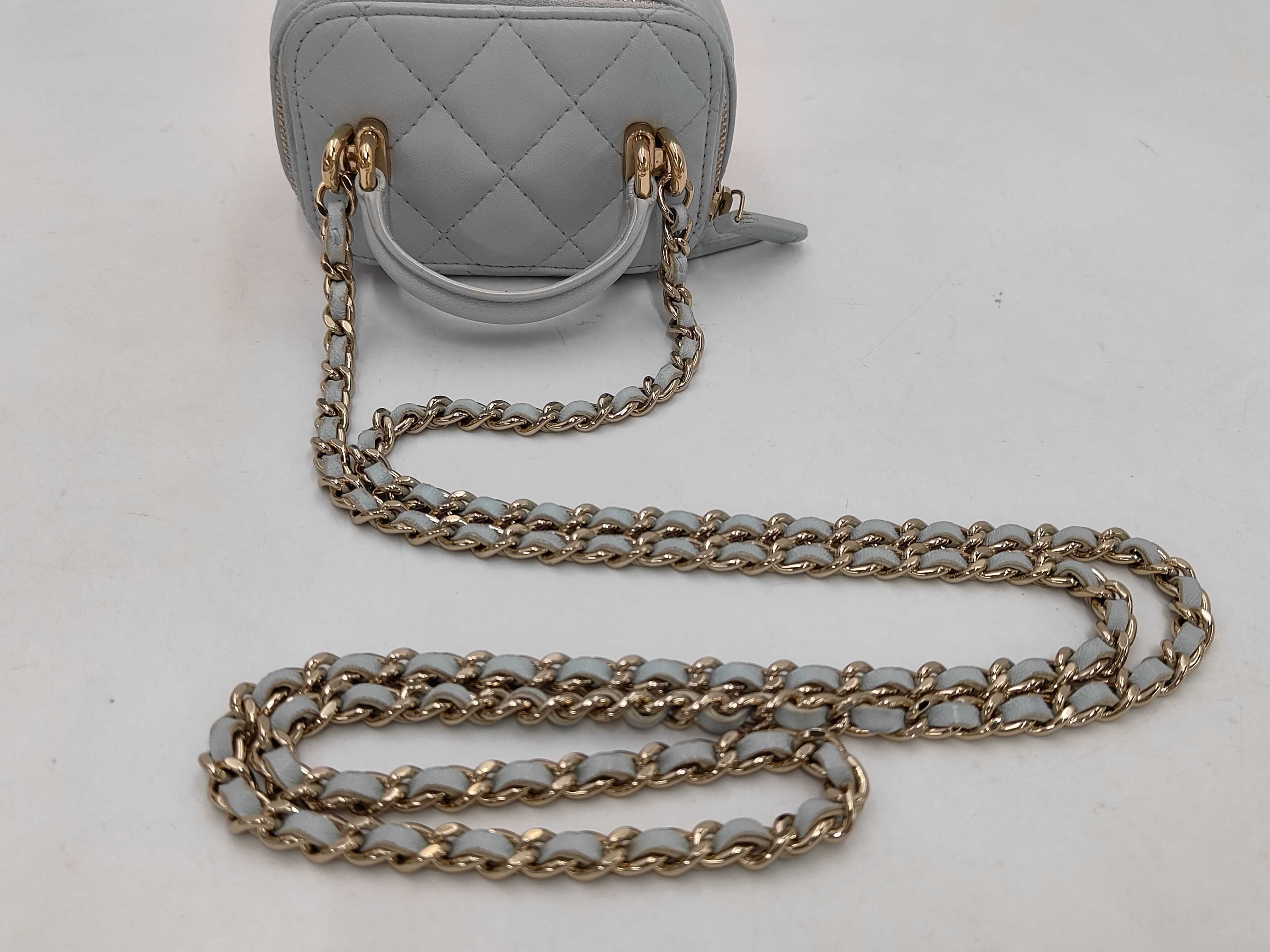 Matelassé Handbag Shoulder Bag — view 5