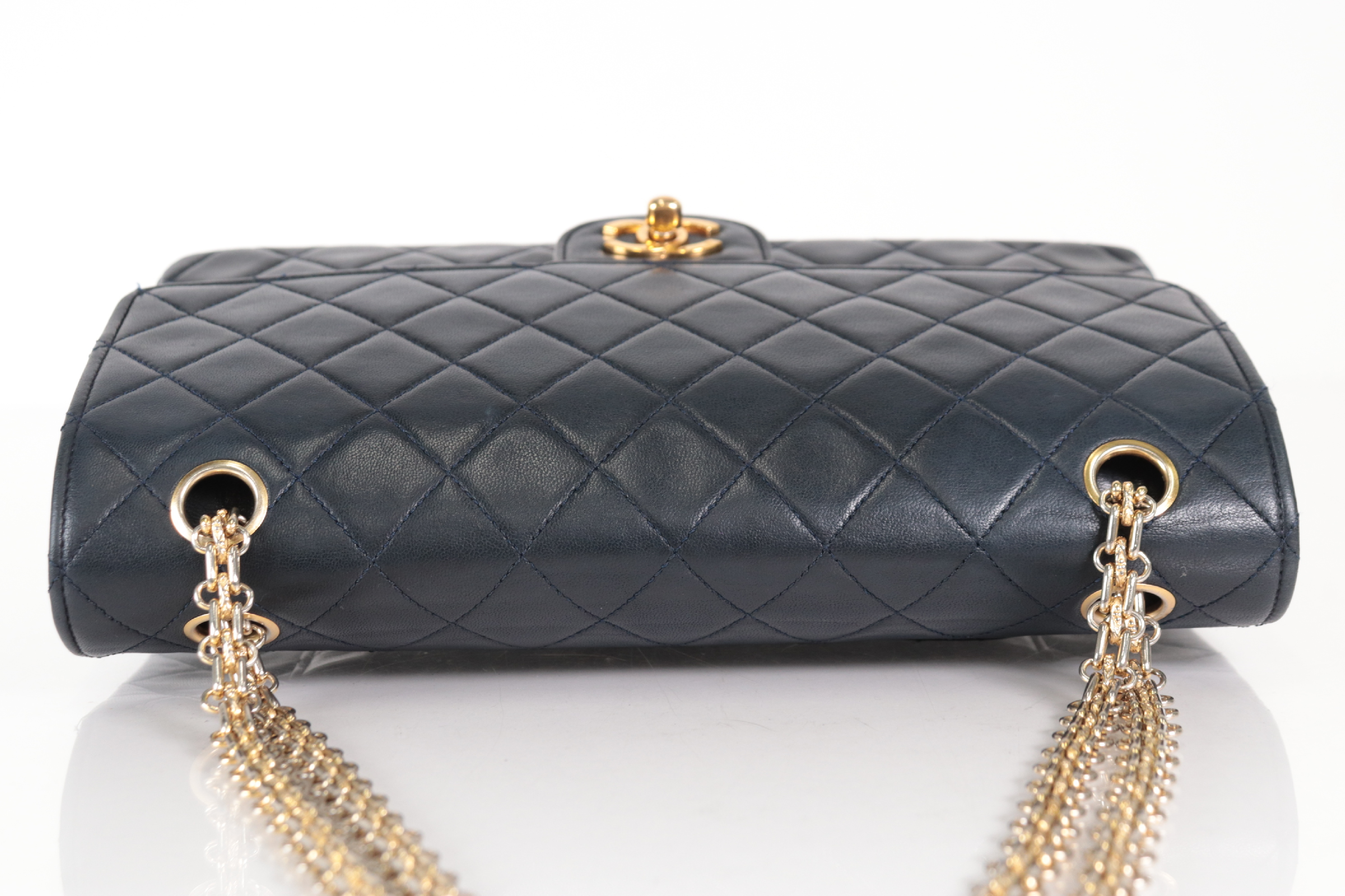 W-Flap 27 Lambskin 2.55 Chain Shoulder Bag Navy (Serial Number 0) — view 6