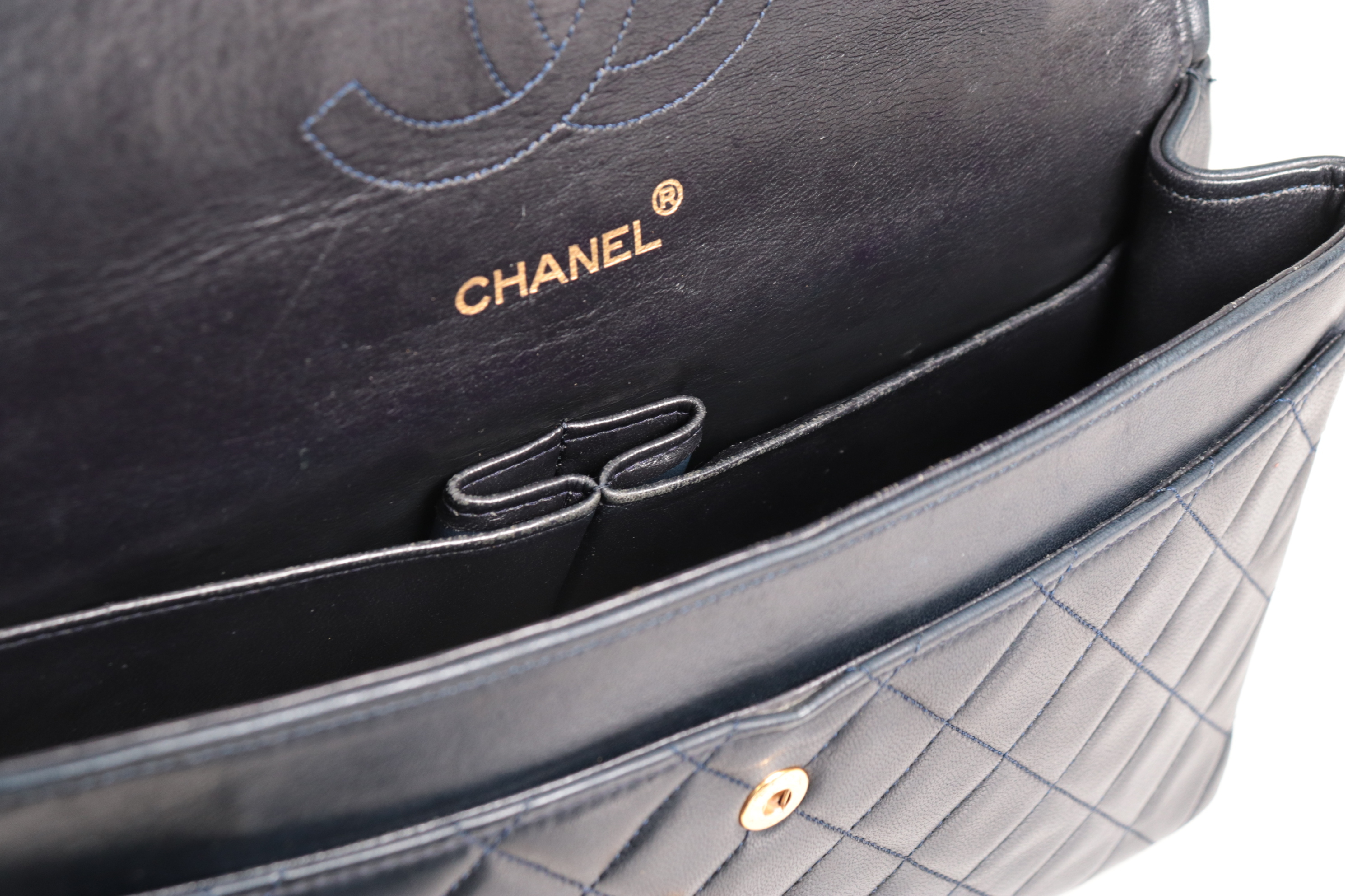 W-Flap 27 Lambskin 2.55 Chain Shoulder Bag Navy (Serial Number 0) — view 9