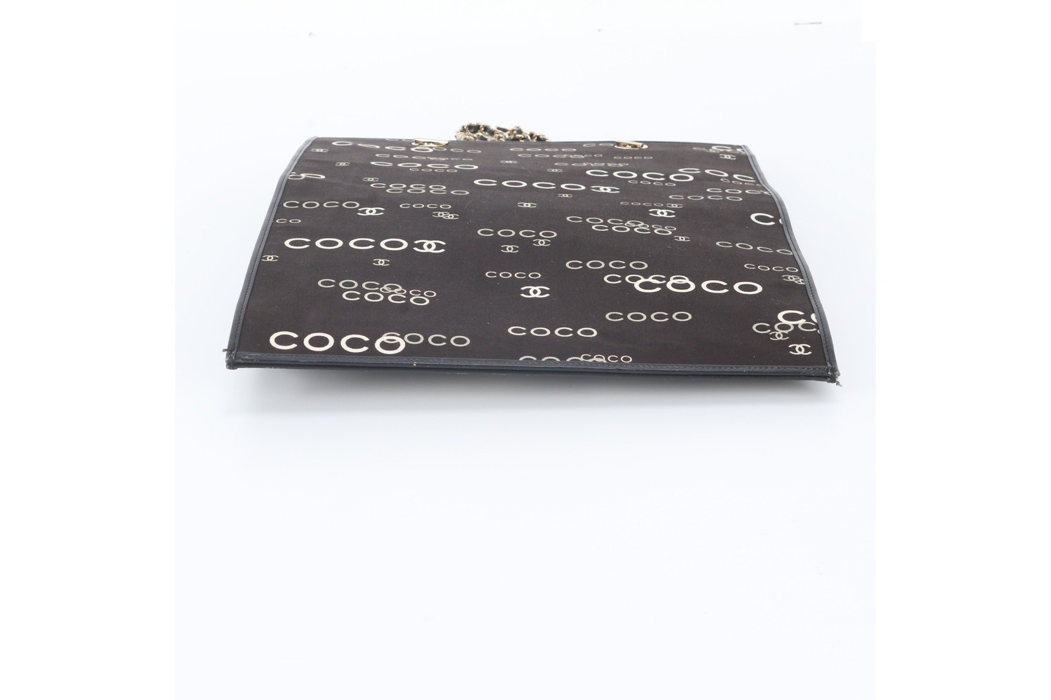 Serial sticker included. CC Coco Mark logo flat shopper bag. — view 6