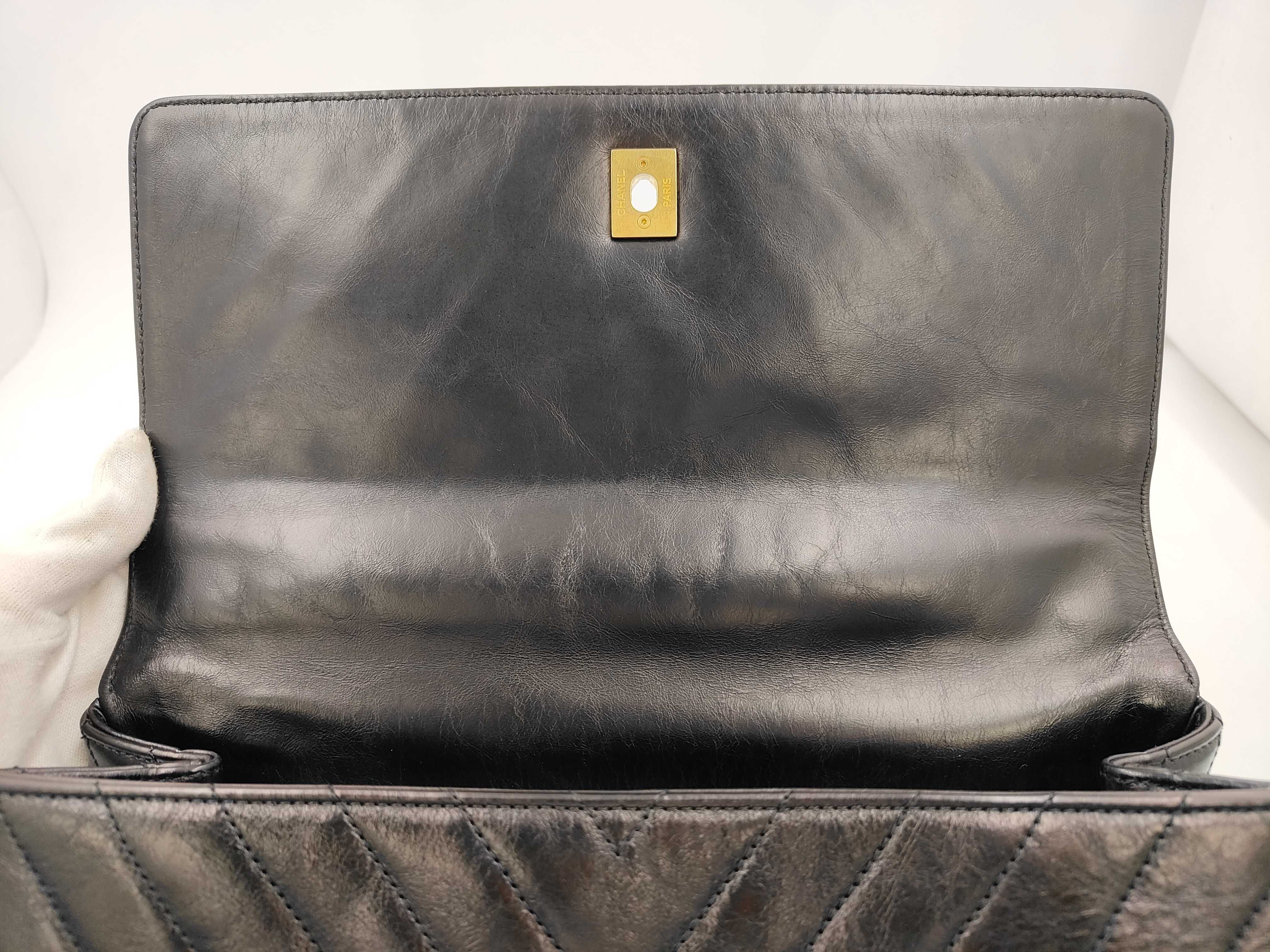 Calfskin V-stitch Coco Handle Chevron 2-Way Shoulder Bag, Black, Series 24 — view 9