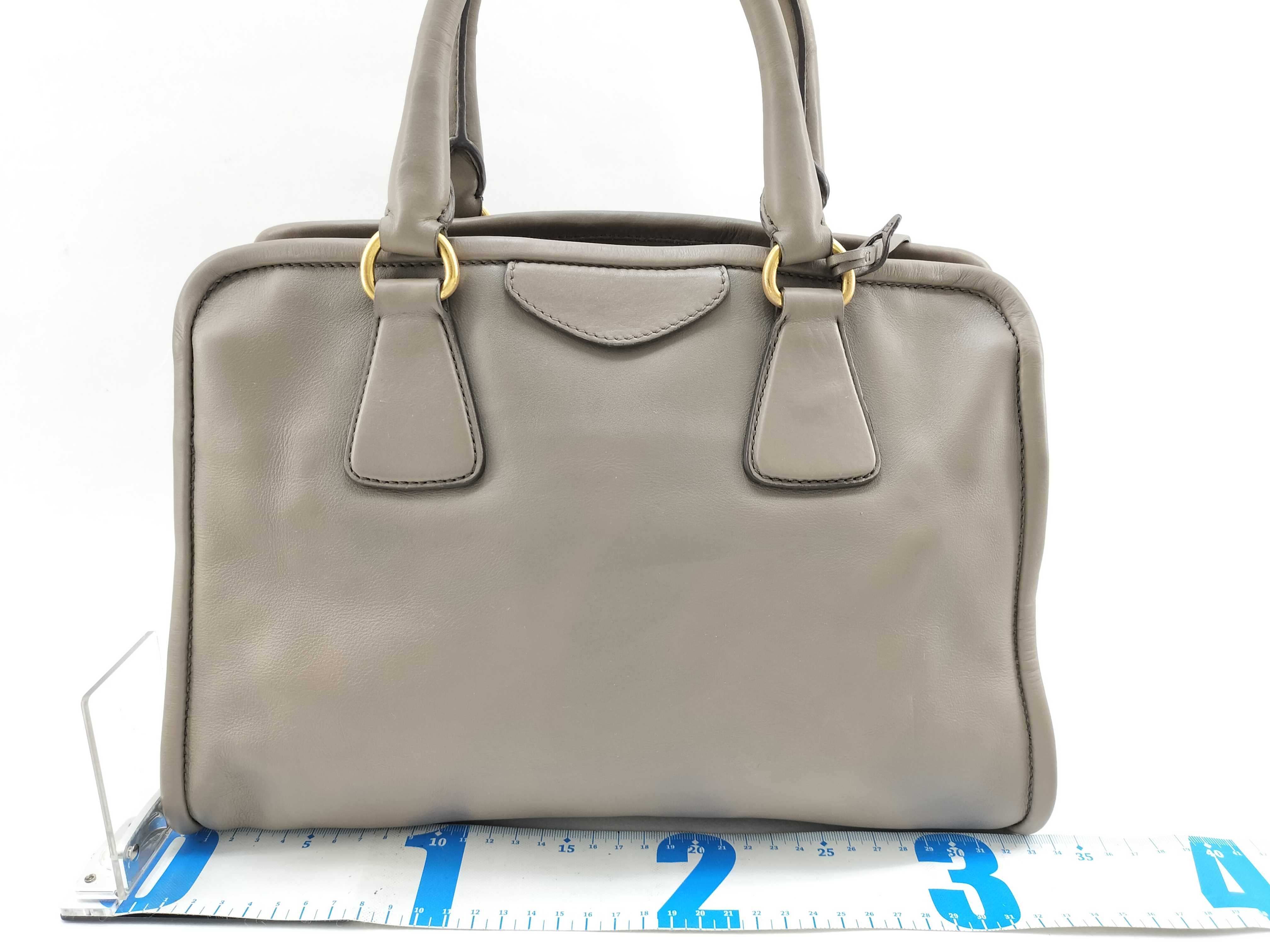 City Calf Leather 2-Way Bag Gray BN2205 Handbag — view 2