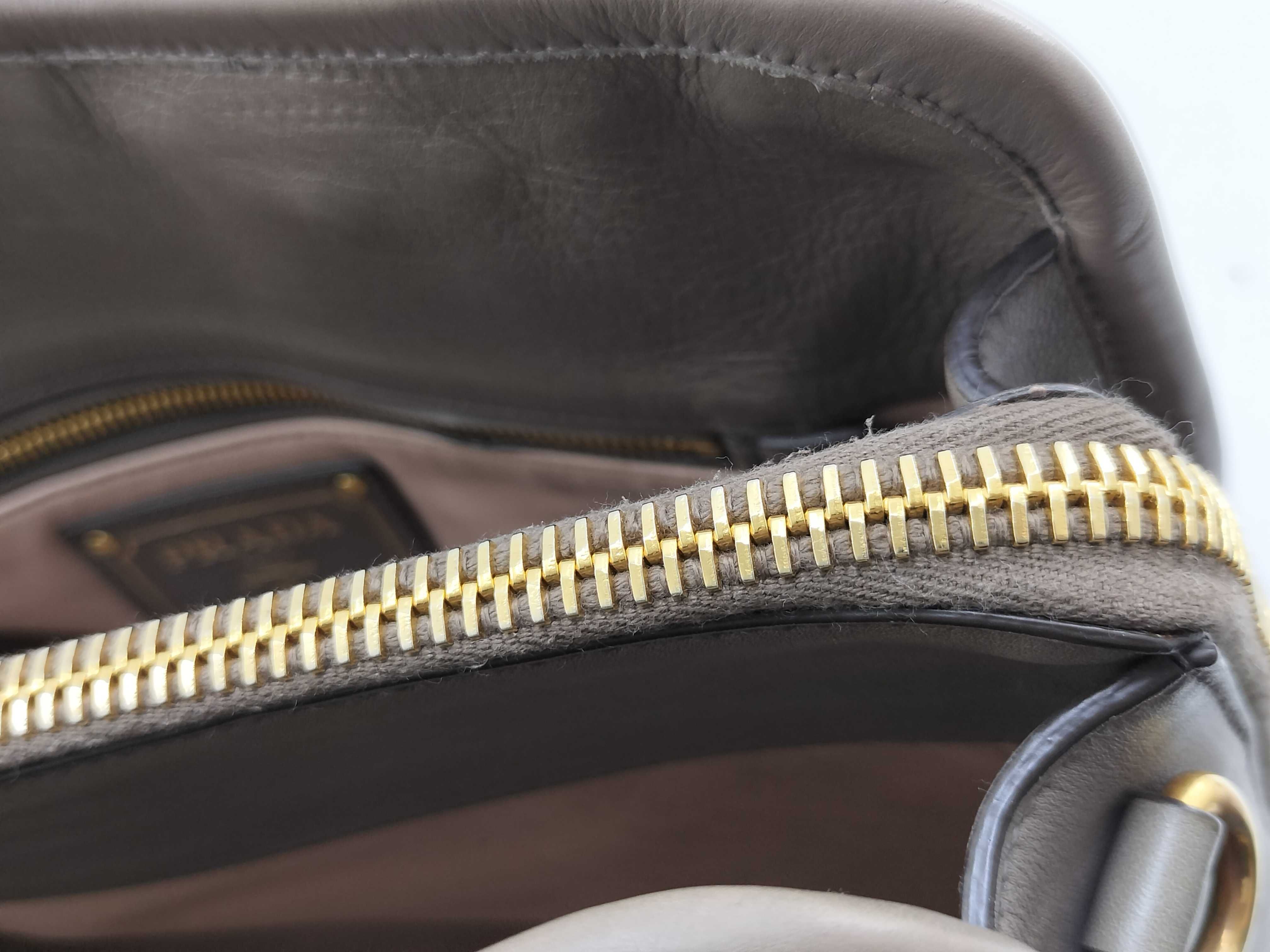 City Calf Leather 2-Way Bag Gray BN2205 Handbag — view 14