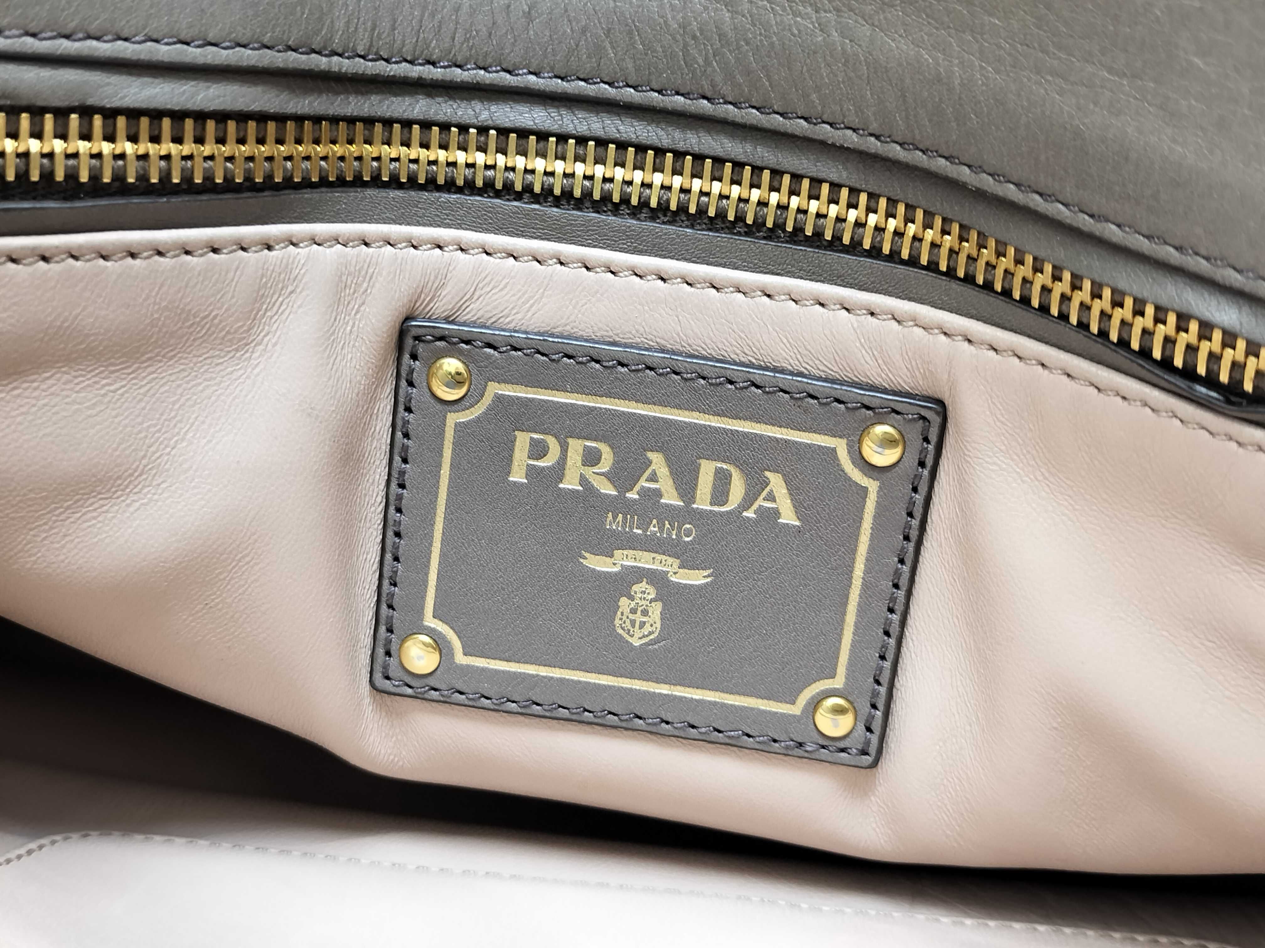 City Calf Leather 2-Way Bag Gray BN2205 Handbag — view 15
