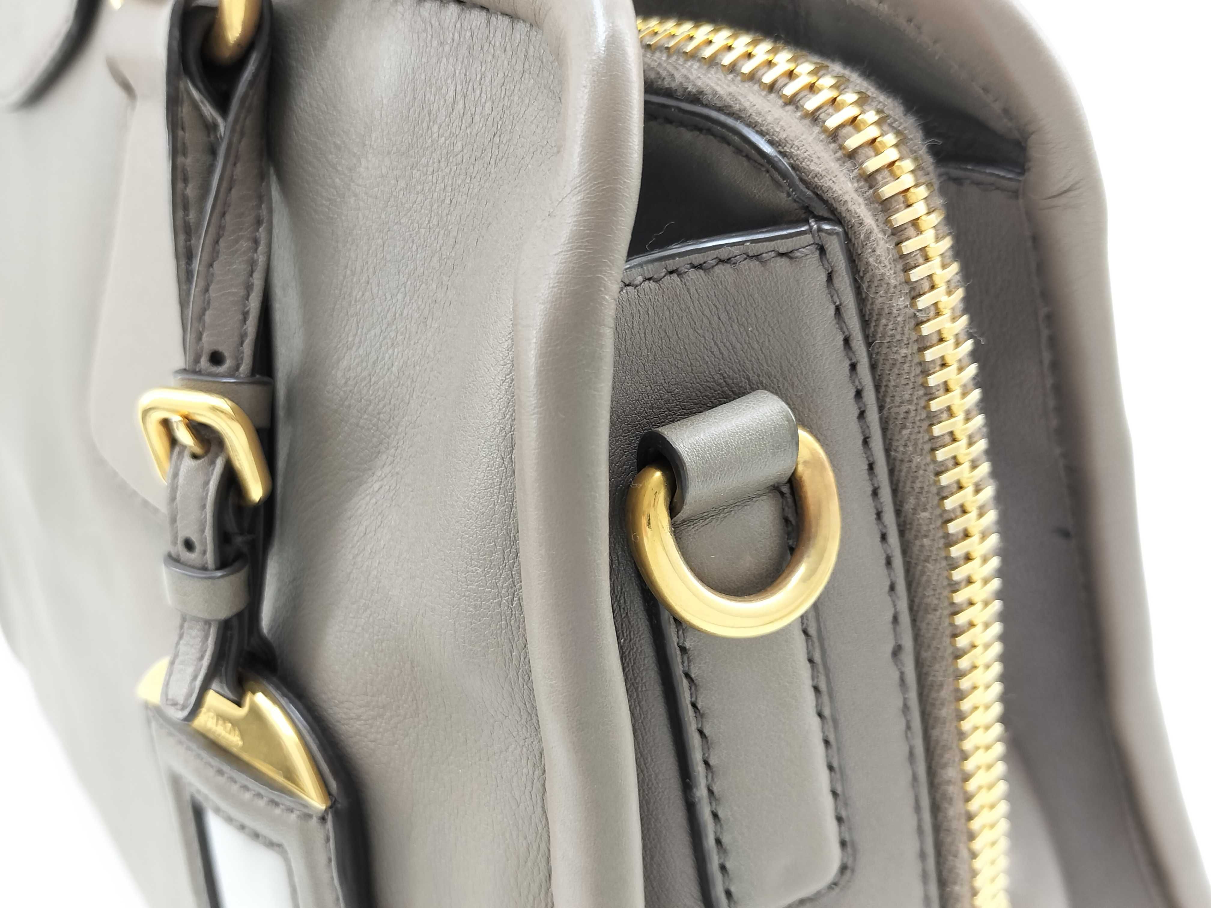 City Calf Leather 2-Way Bag Gray BN2205 Handbag — view 5