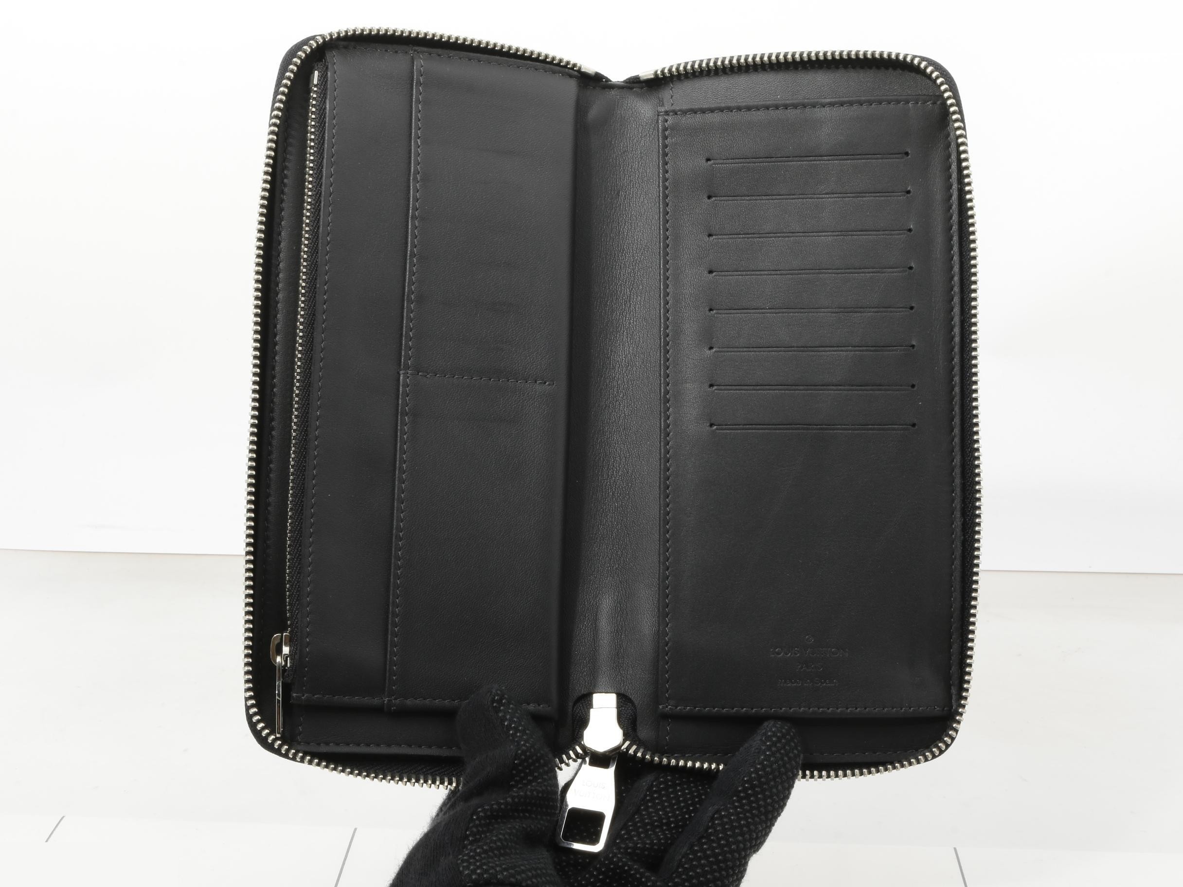 Zippy Wallet Vertical — view 4