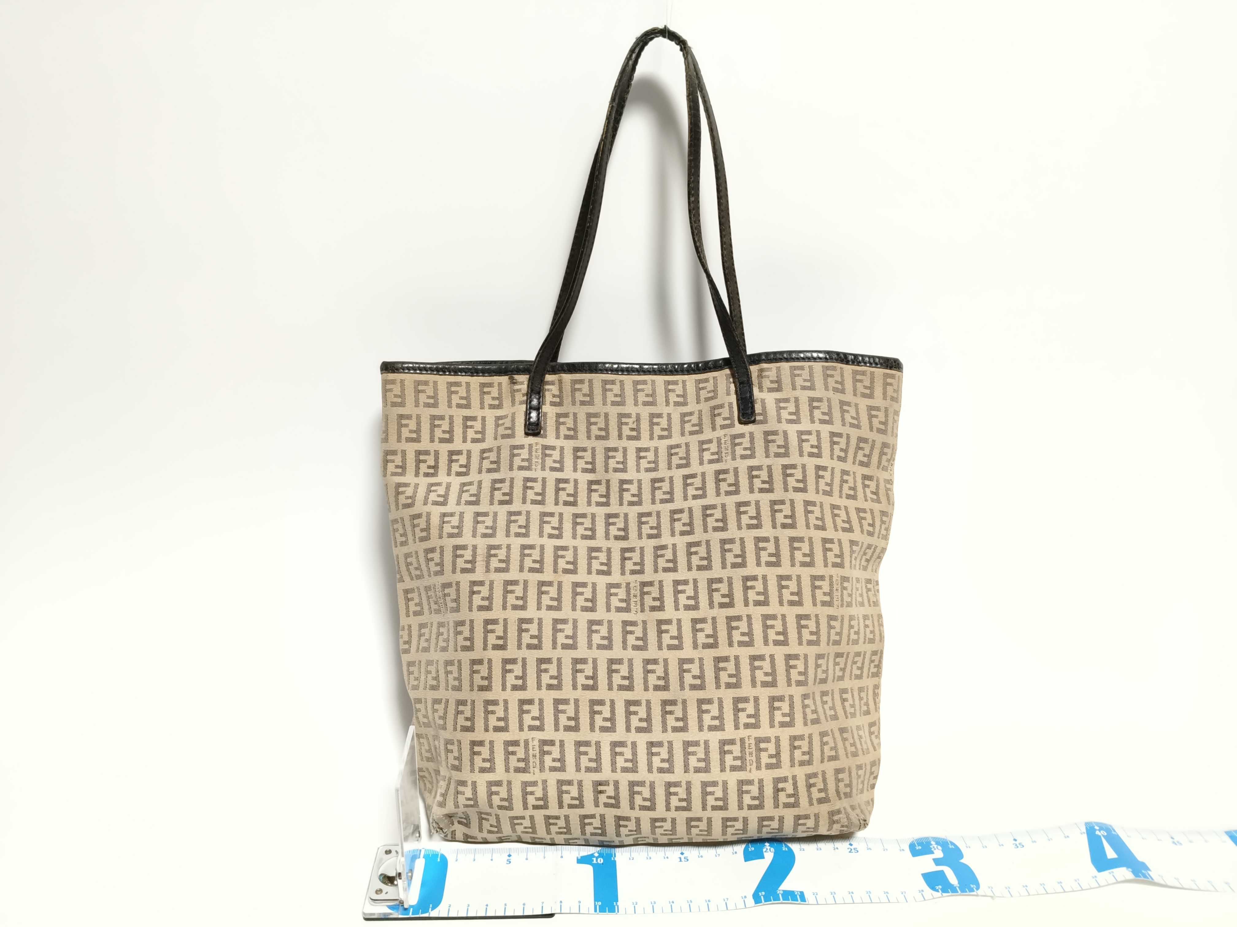 Zucca Pattern Fendi Tote Zucchino Canvas Leather Beige Black Tote Bag — view 2