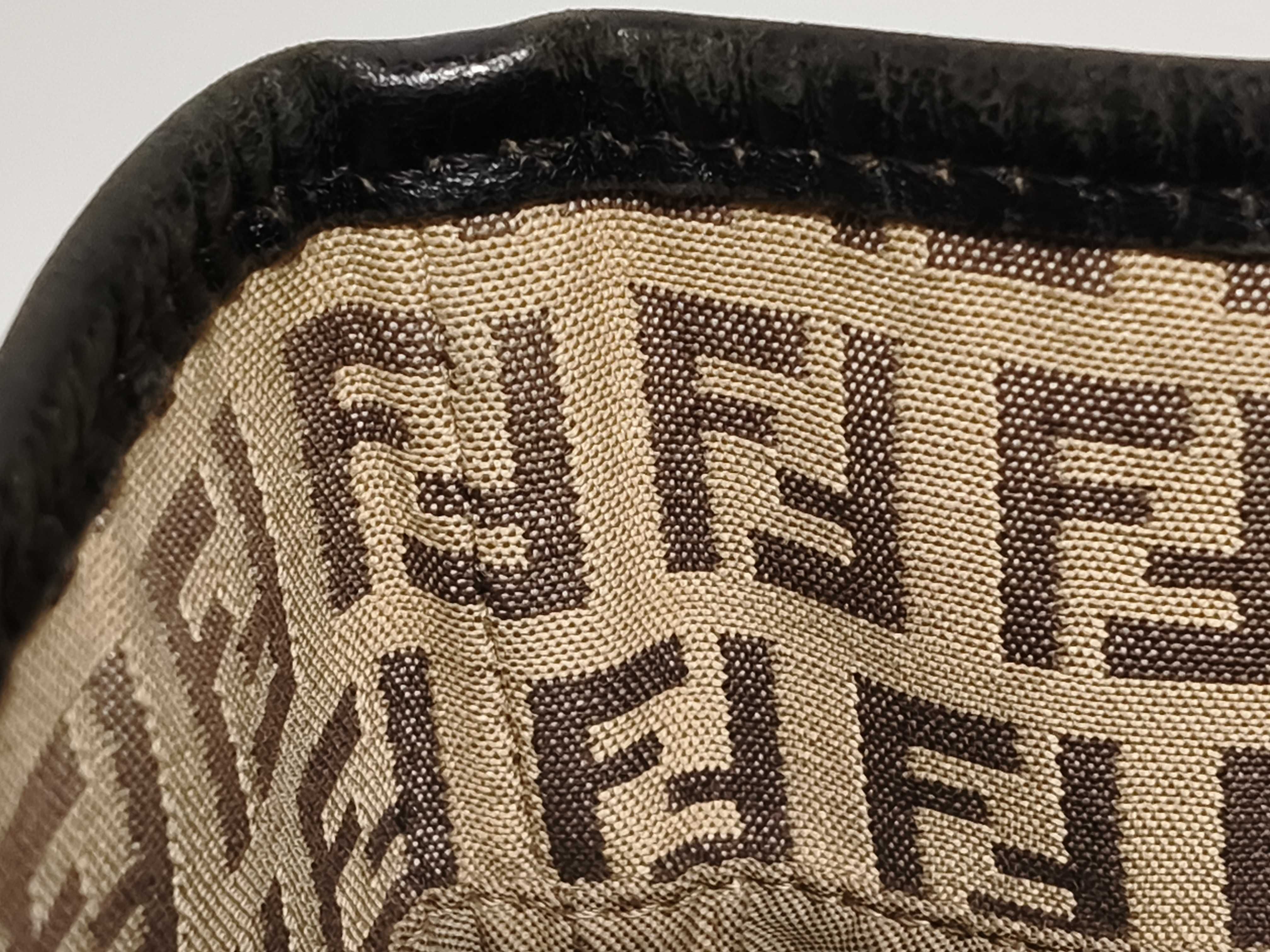 Zucca Pattern Fendi Tote Zucchino Canvas Leather Beige Black Tote Bag — view 8