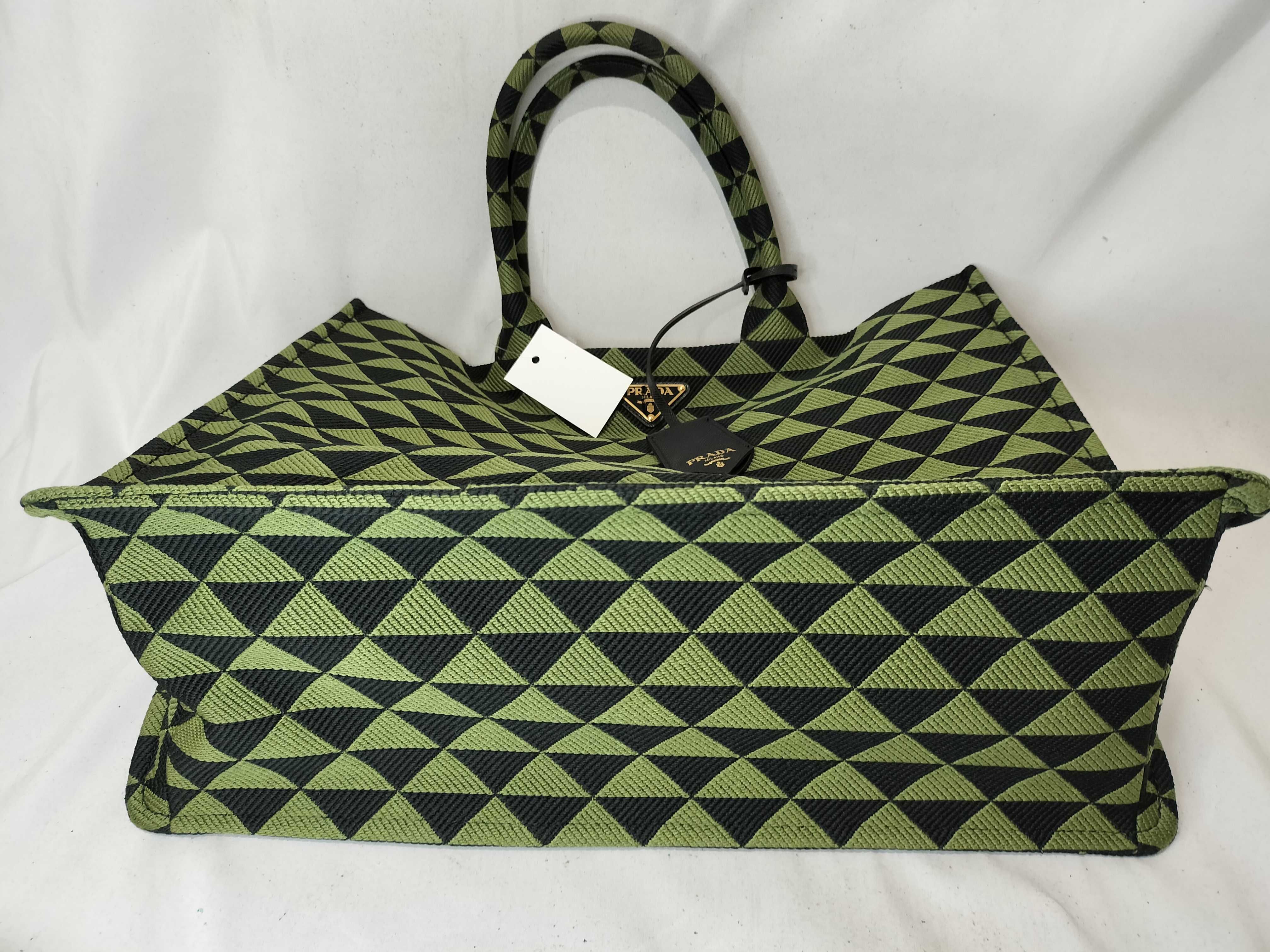 Symbol Embroidery Fabric Handbag — view 8