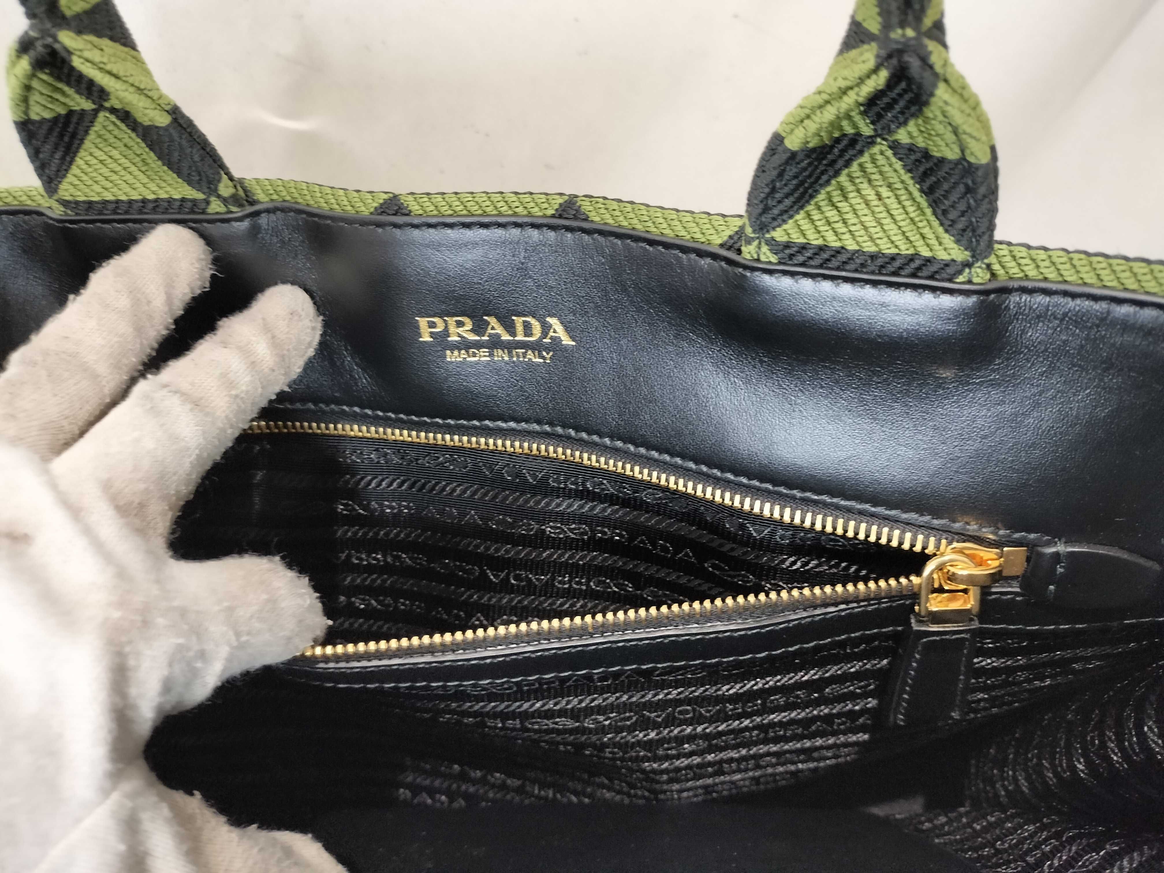 Symbol Embroidery Fabric Handbag — view 10