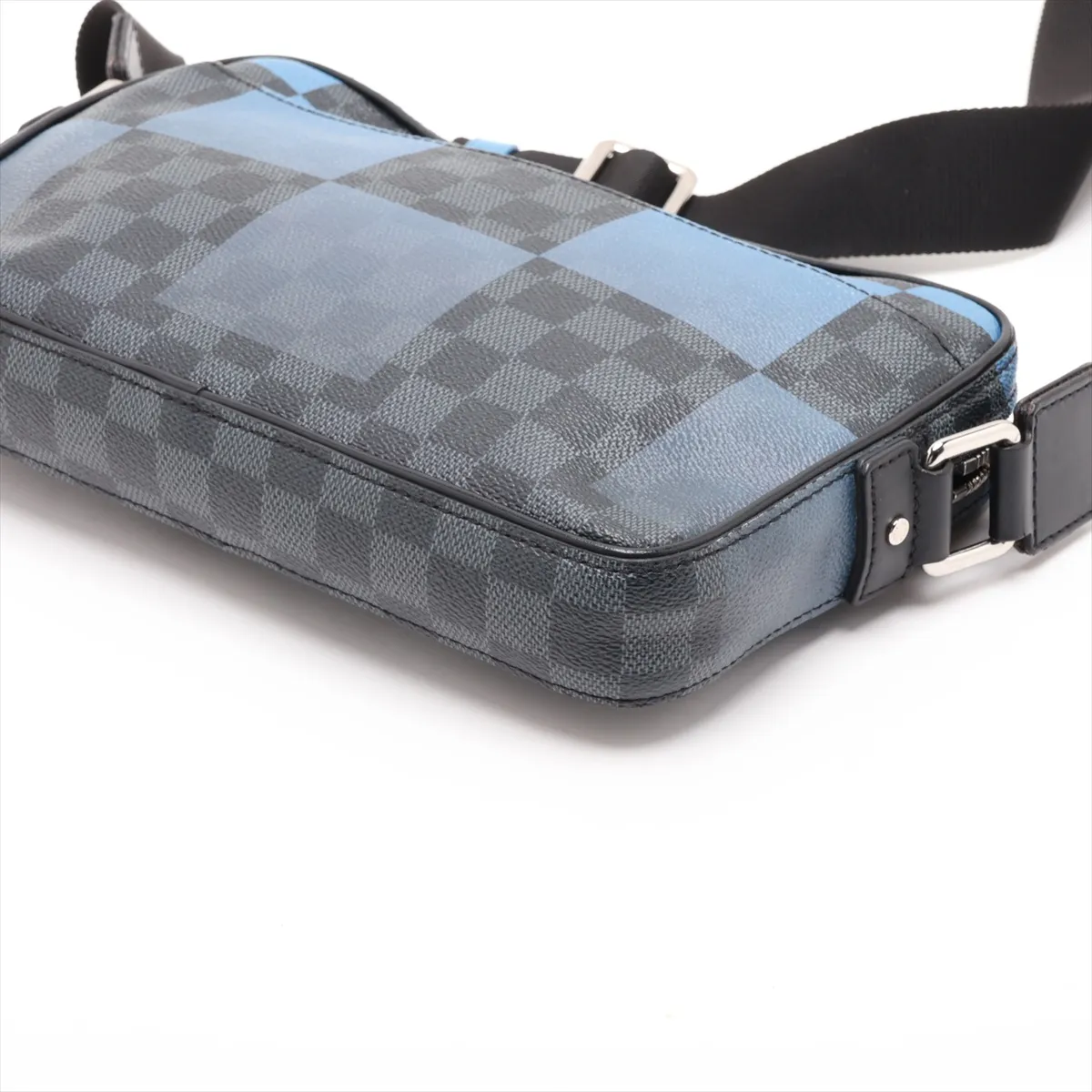 Damier Graphite Giant Canvas N40408 CA3200 Blue — view 3