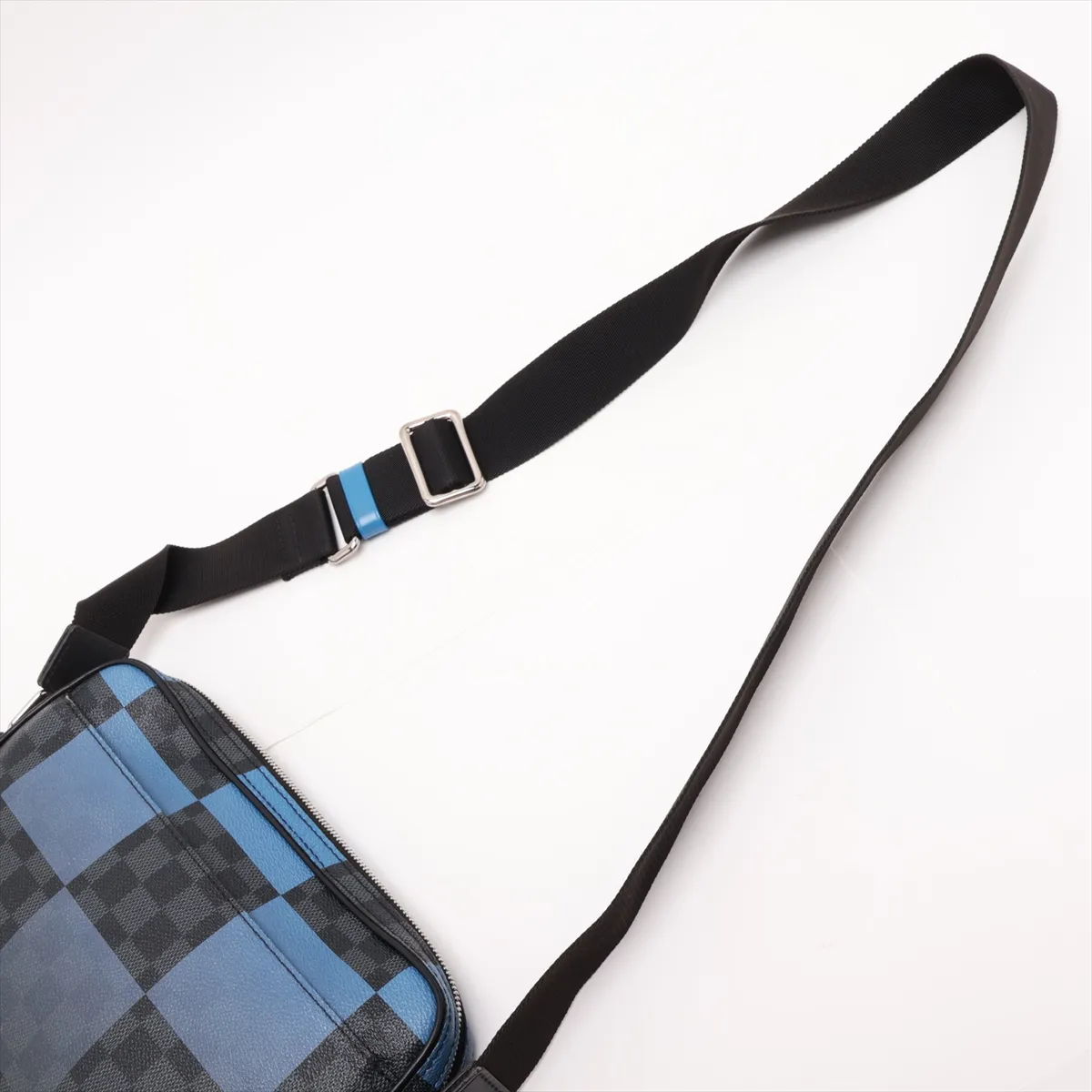 Damier Graphite Giant Canvas N40408 CA3200 Blue — view 5