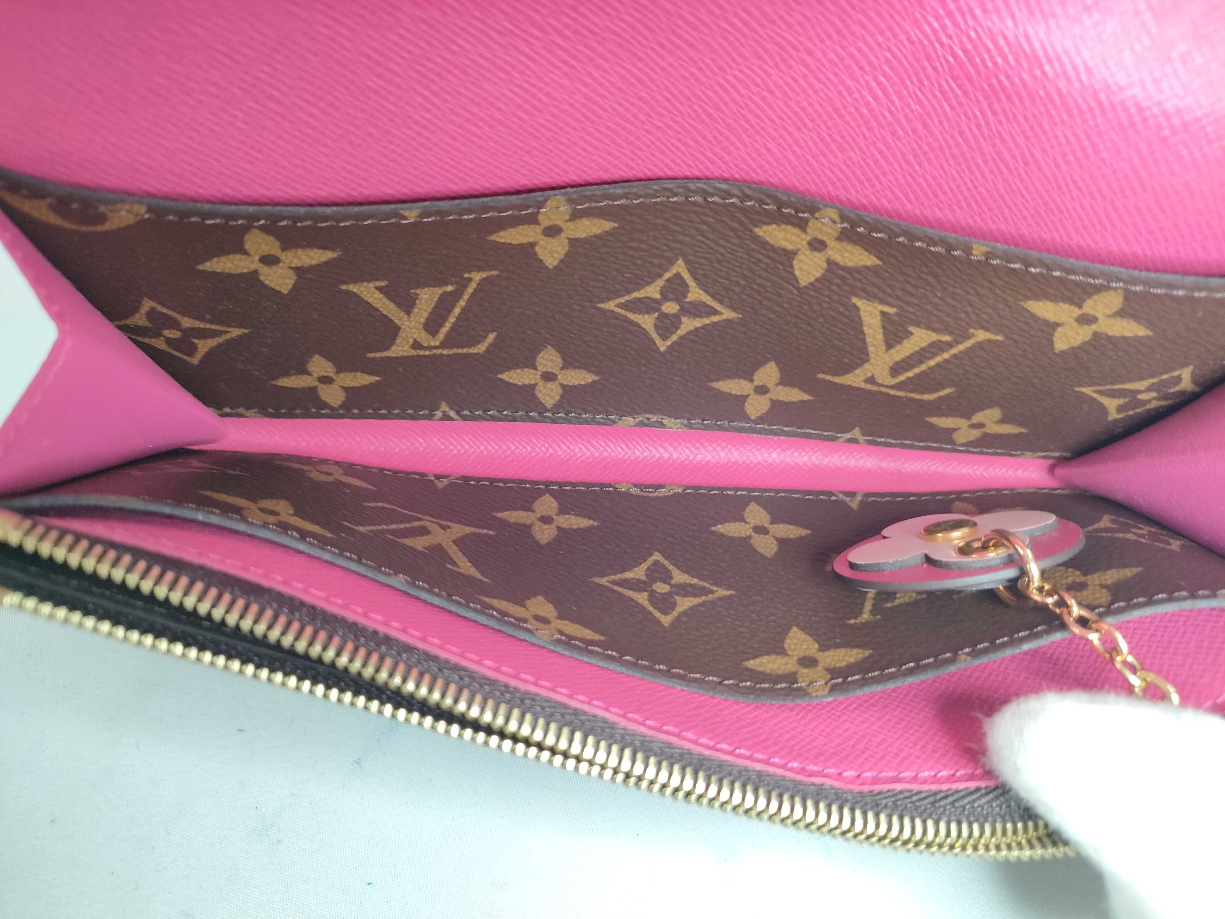Monogram LV M68313 VM3200 Wallet — view 10