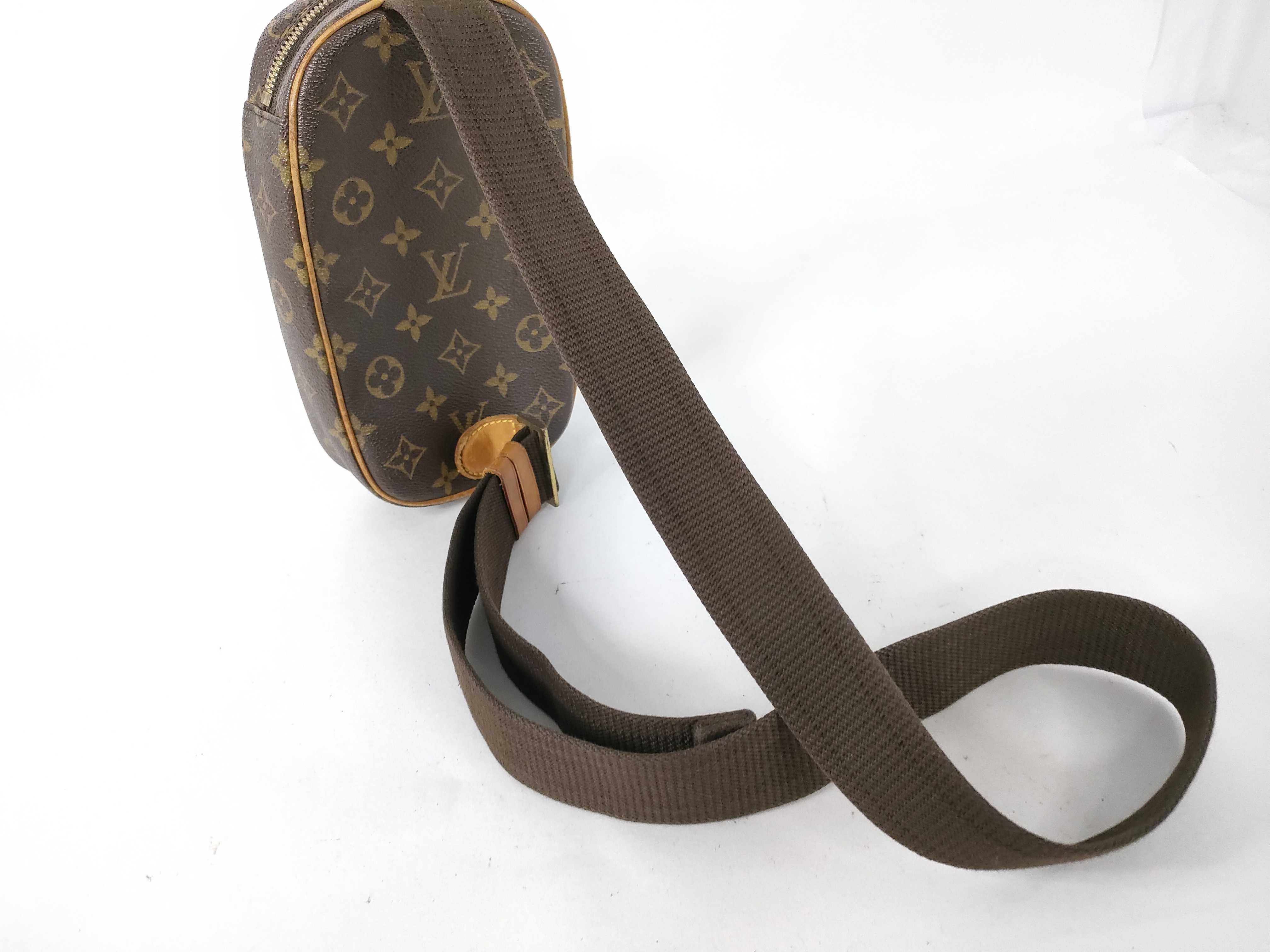 Monogram LOUIS_VUITTON M51870 Pochette Ganju CA0064 Shoulder Bag — view 3