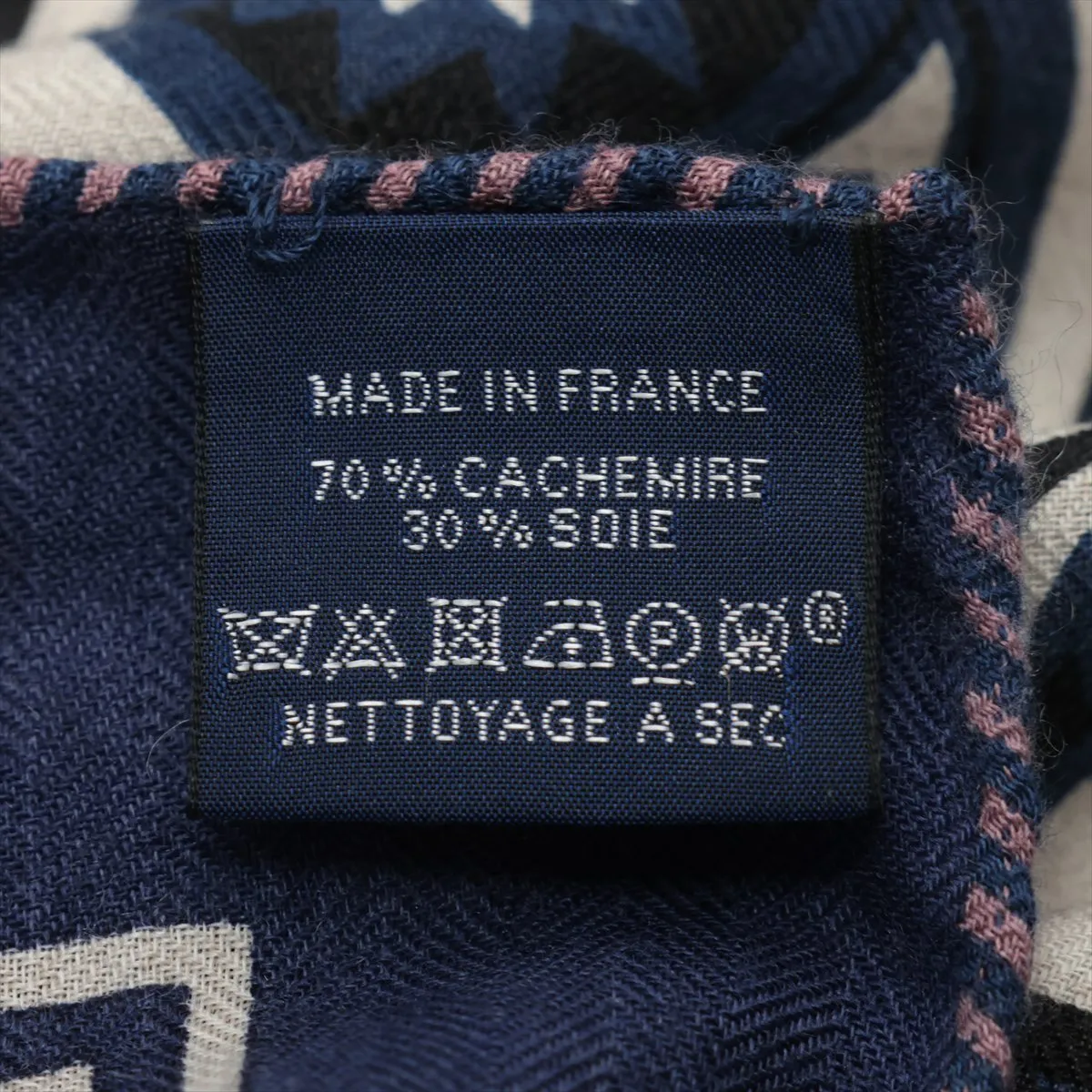 Carré Géant LES ROUES DE PHAETON (Four-wheeled carriage) stole, cashmere x silk, navy. Some wear, snags, loose threads, and fragrance odor. — view 6