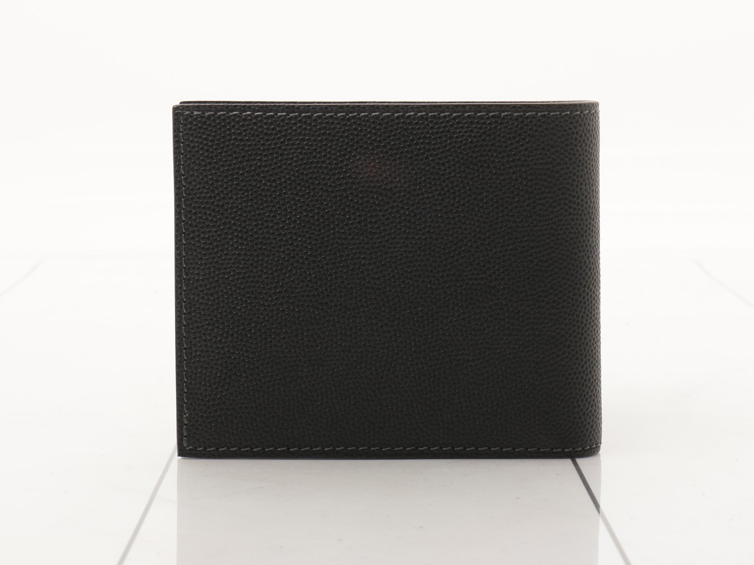 folding wallet — view 2