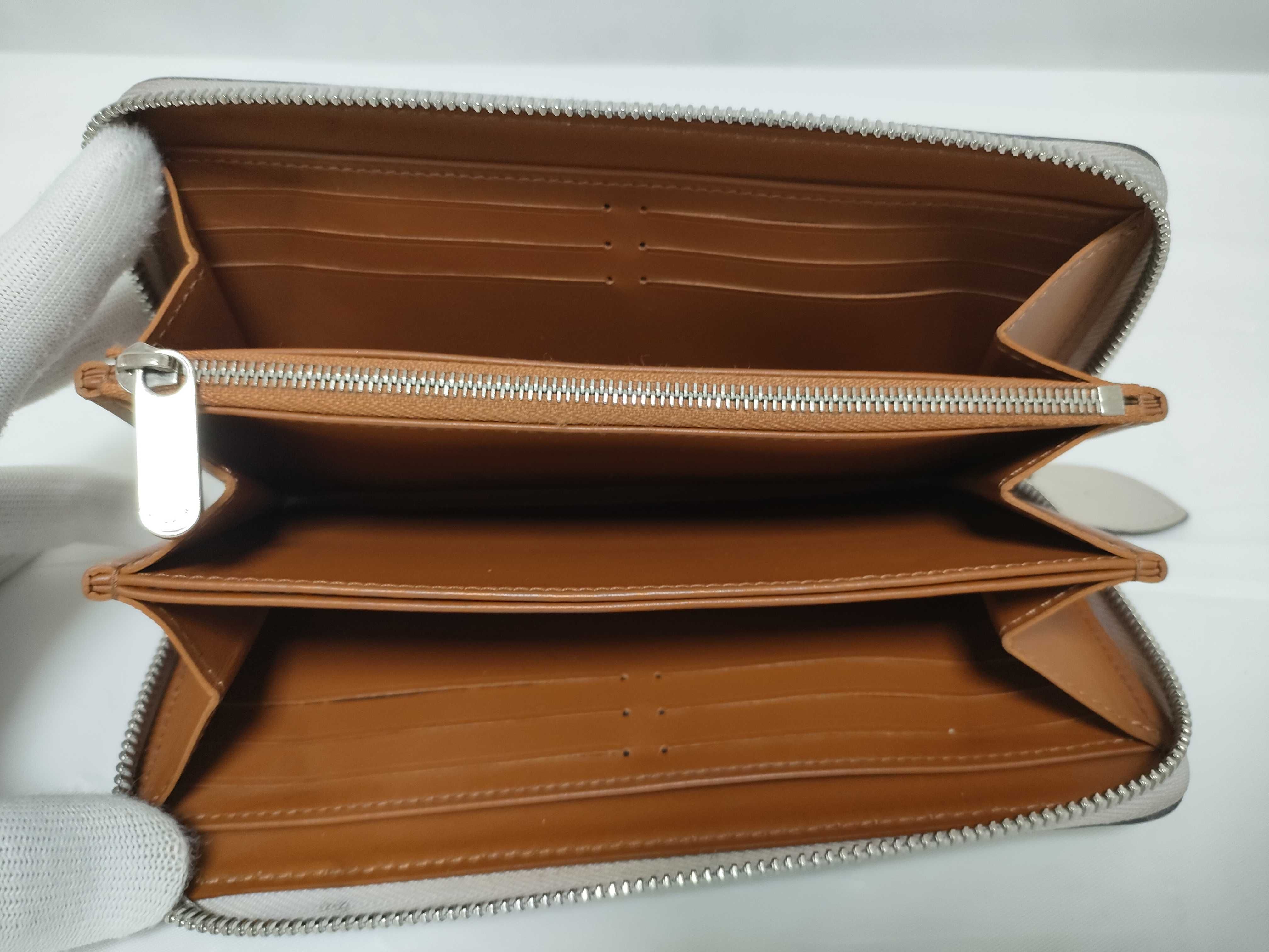 Monogram M68670 Mahina Zippy Wallet — view 11