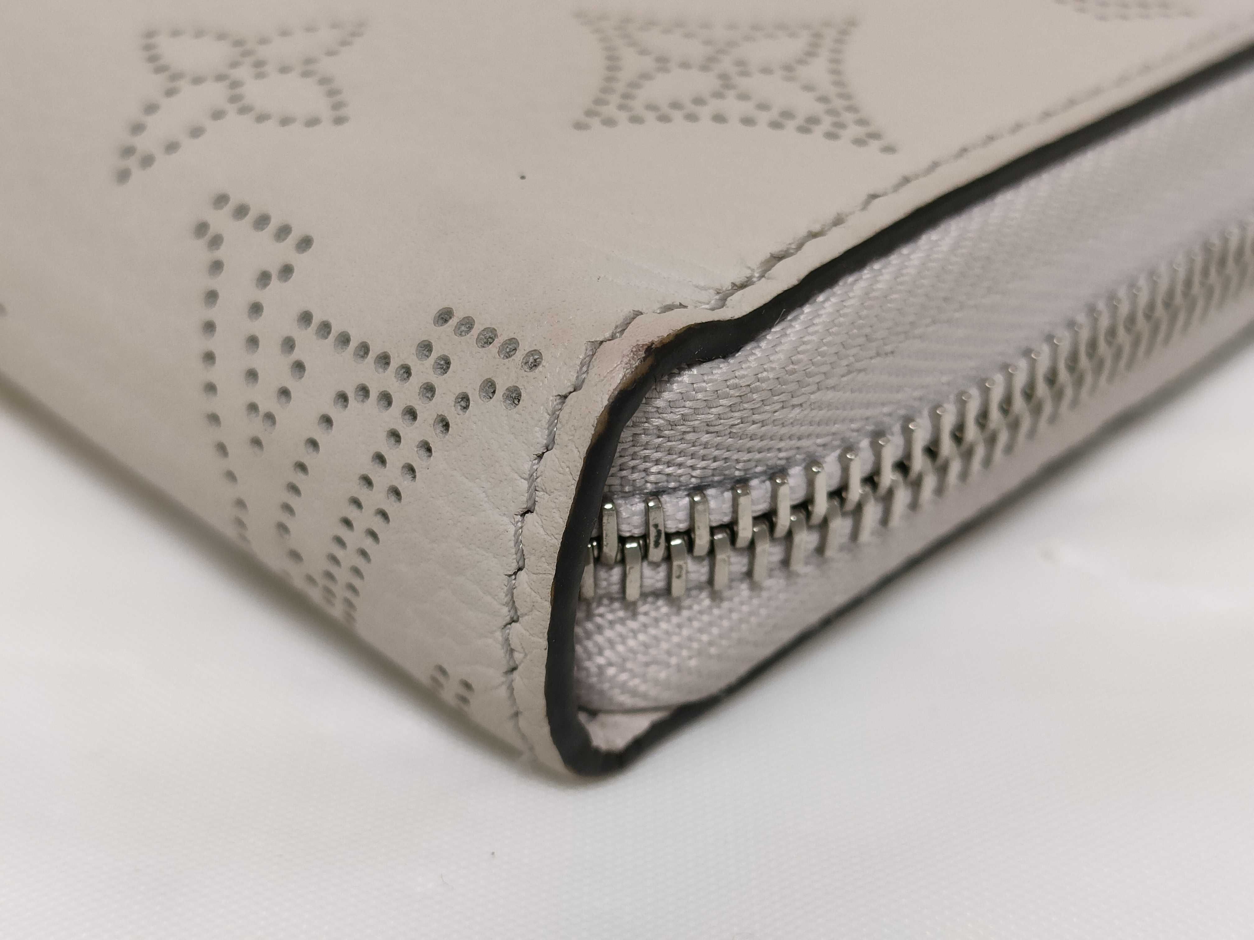 Monogram M68670 Mahina Zippy Wallet — view 4