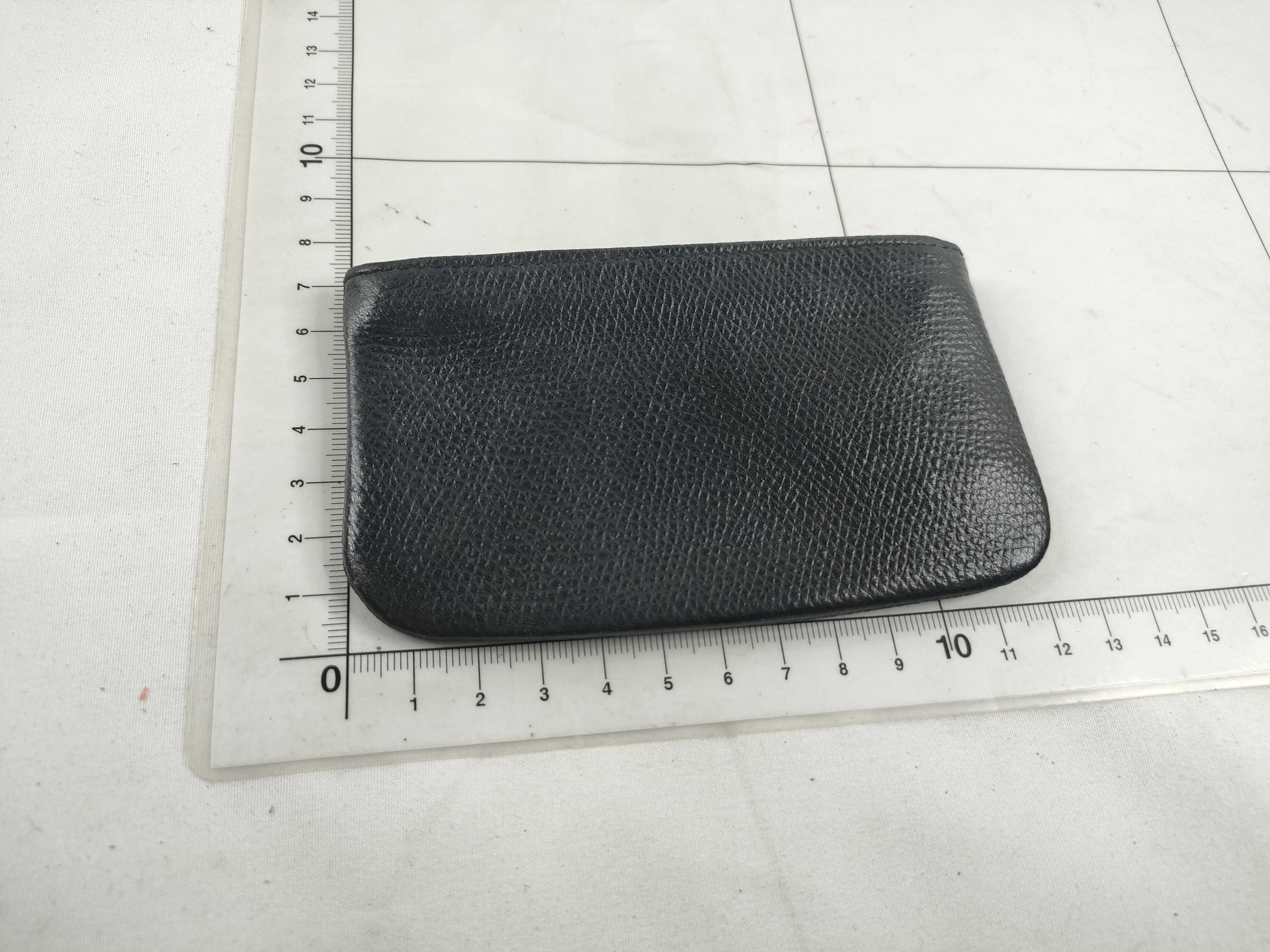 coin case — view 2