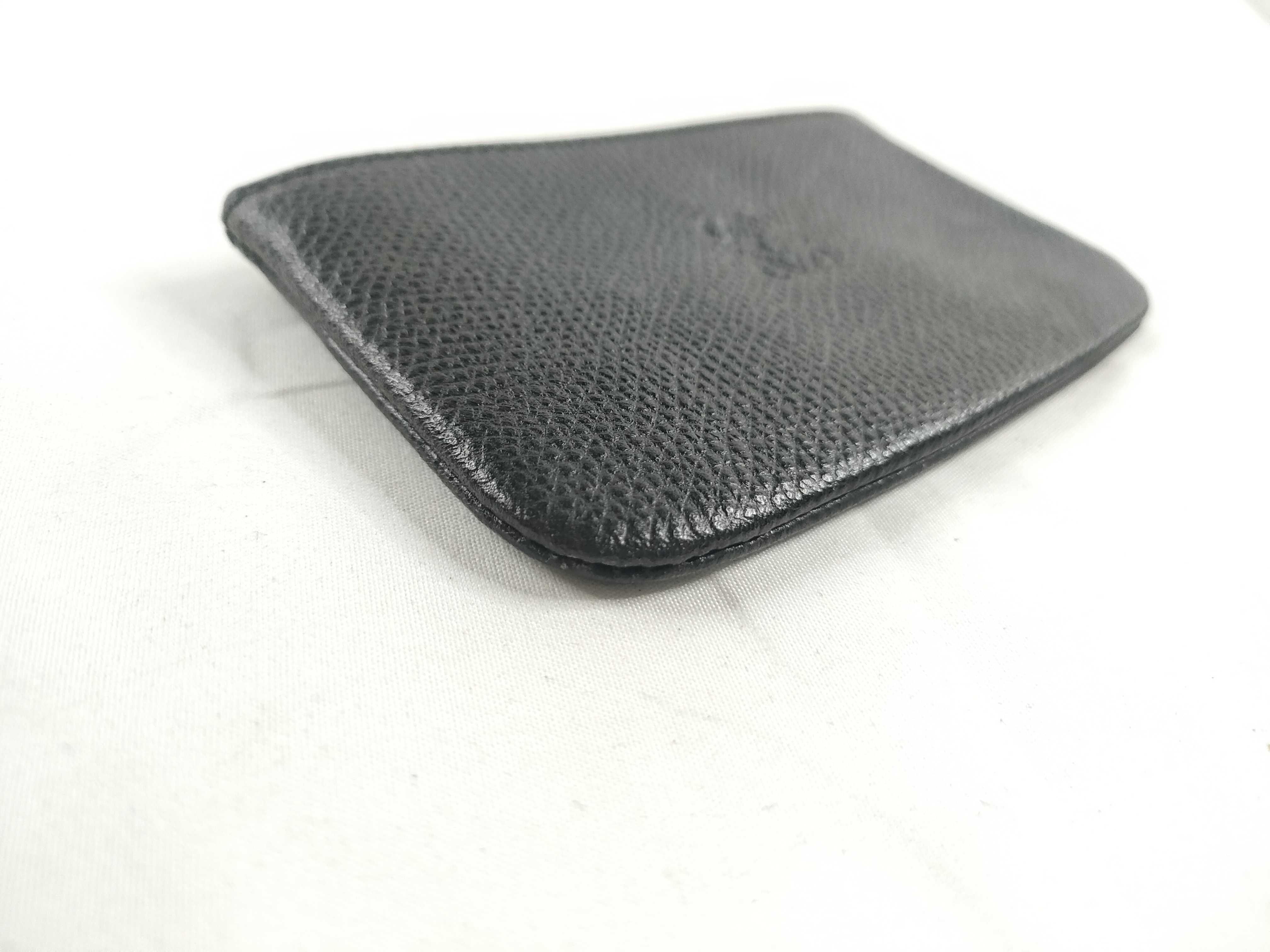 coin case — view 3