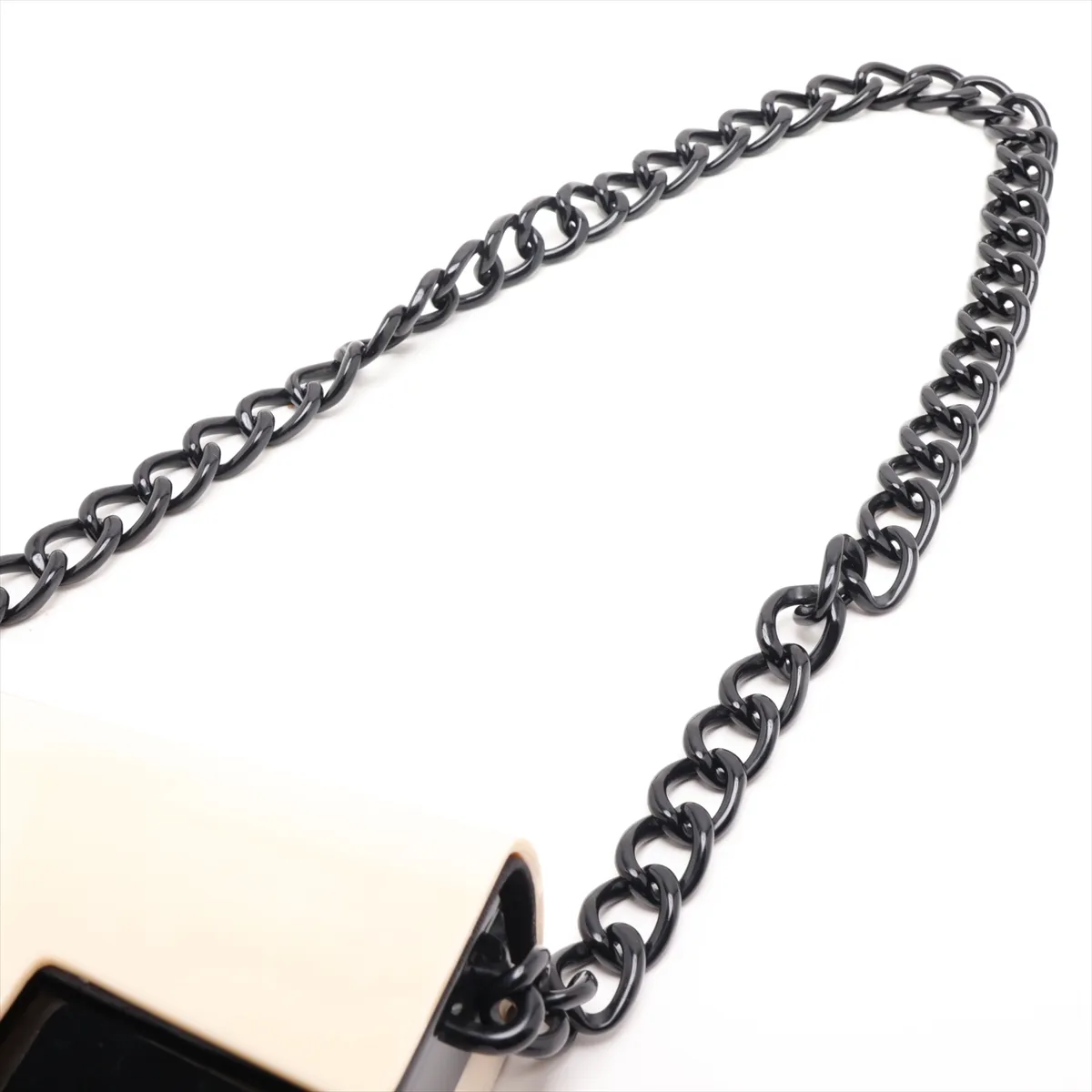 Coco Mark Plastic Chain Shoulder Bag, White x Black, Black Hardware, 6380804, Series 6, PRESS — view 5