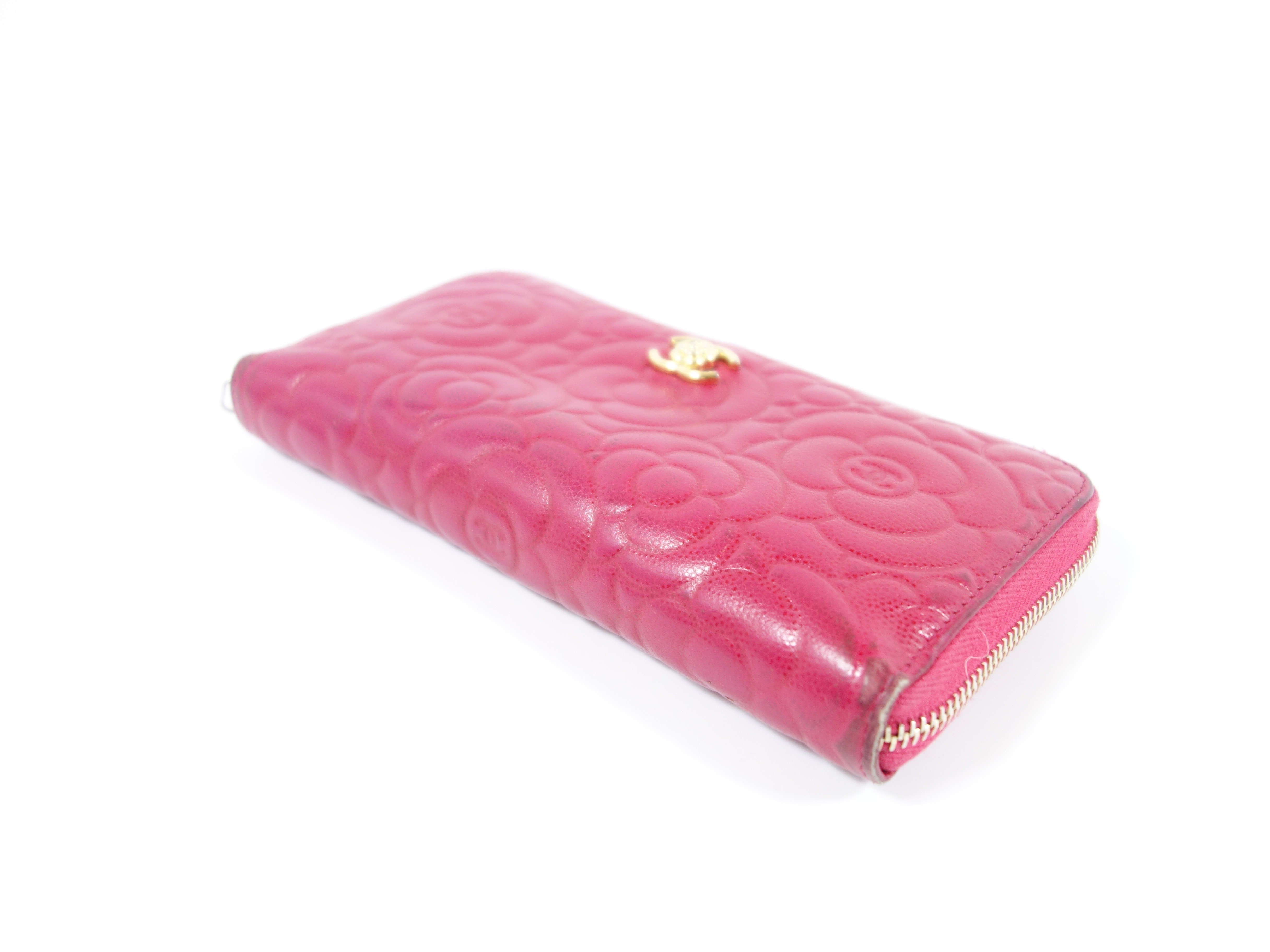 Caviar skin (bags) and wallets — view 3