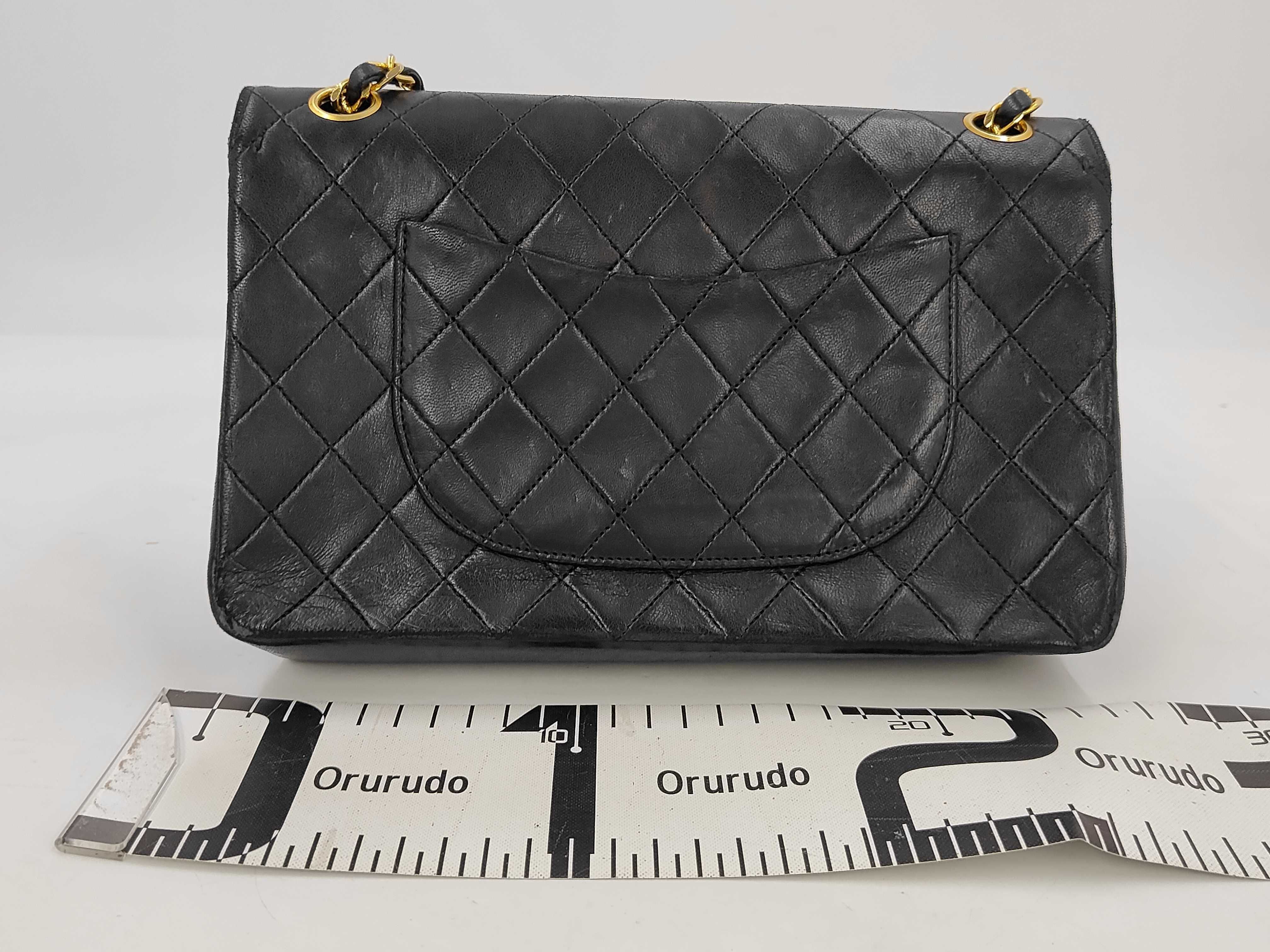 Matelassé 25 Lambskin Double Flap Double Chain Bag Black Gold Hardware Shoulder Bag — view 2