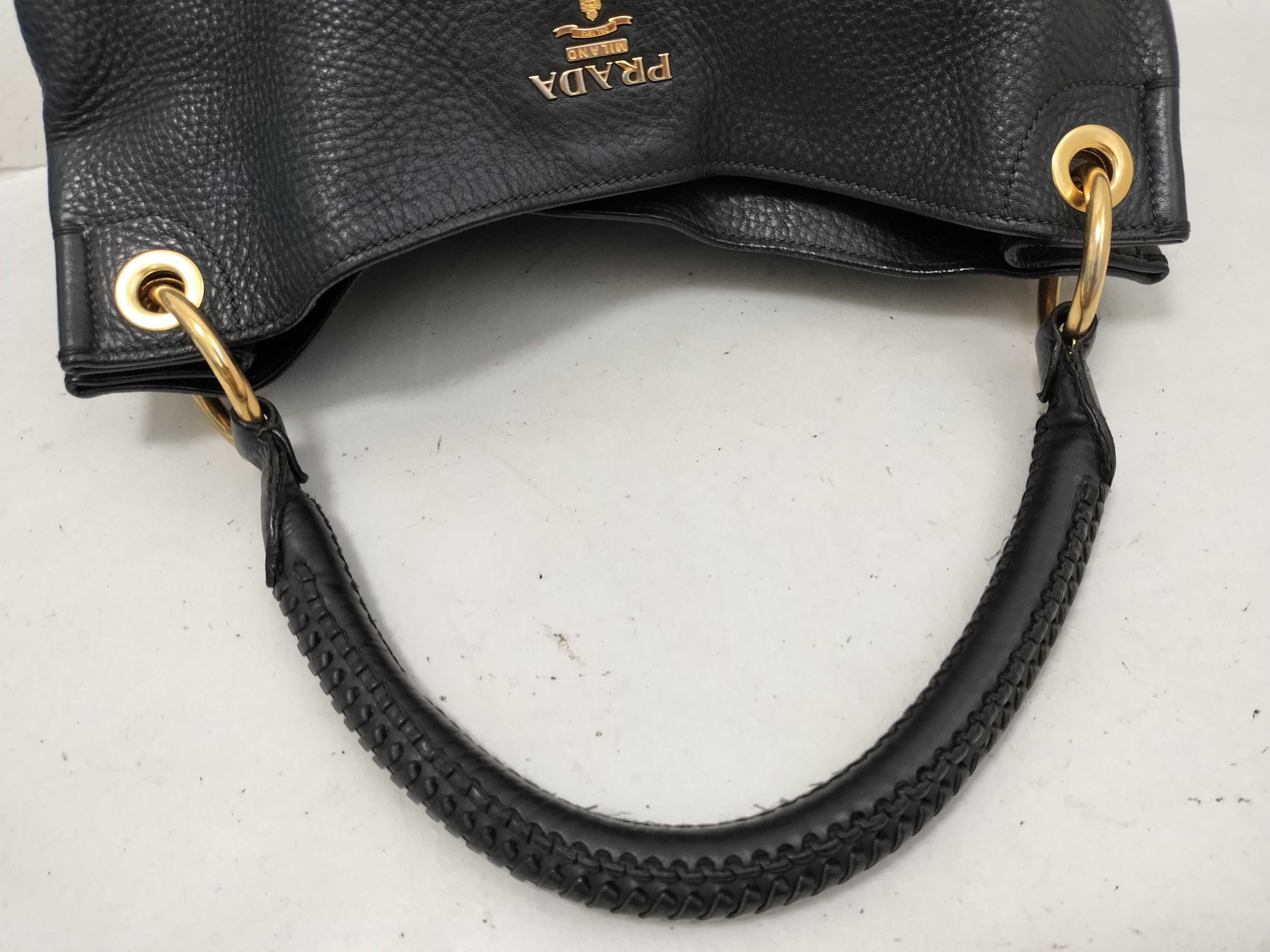 Vitello Daino Leather Handbag, Black Shoulder Bag — view 3