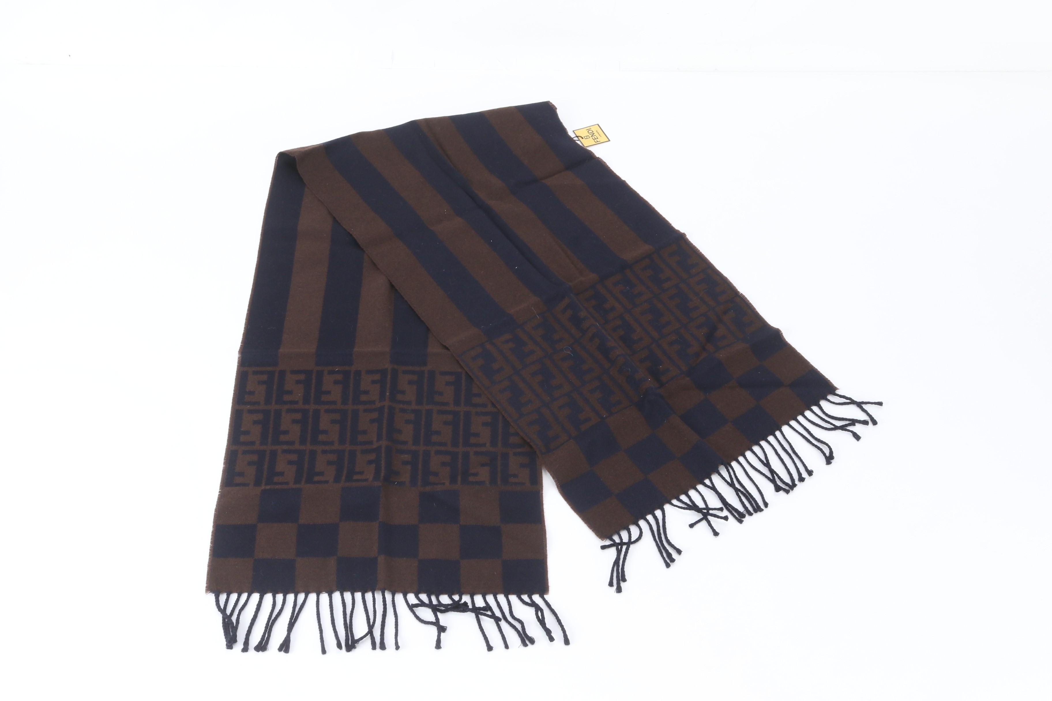 Zucca Pecan Scarf with Tag