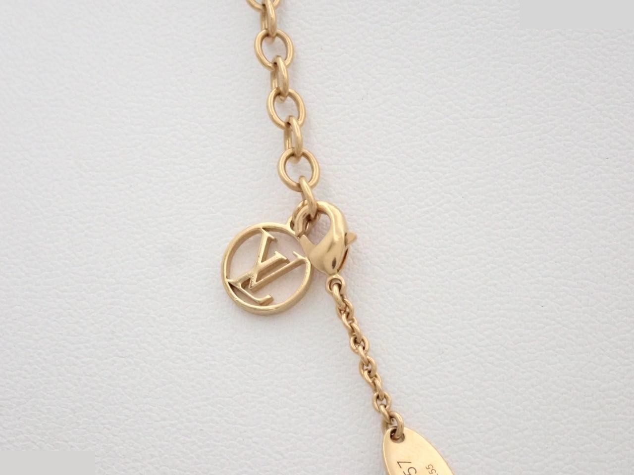 Essential V Necklace, total length approximately 45cm — view 2