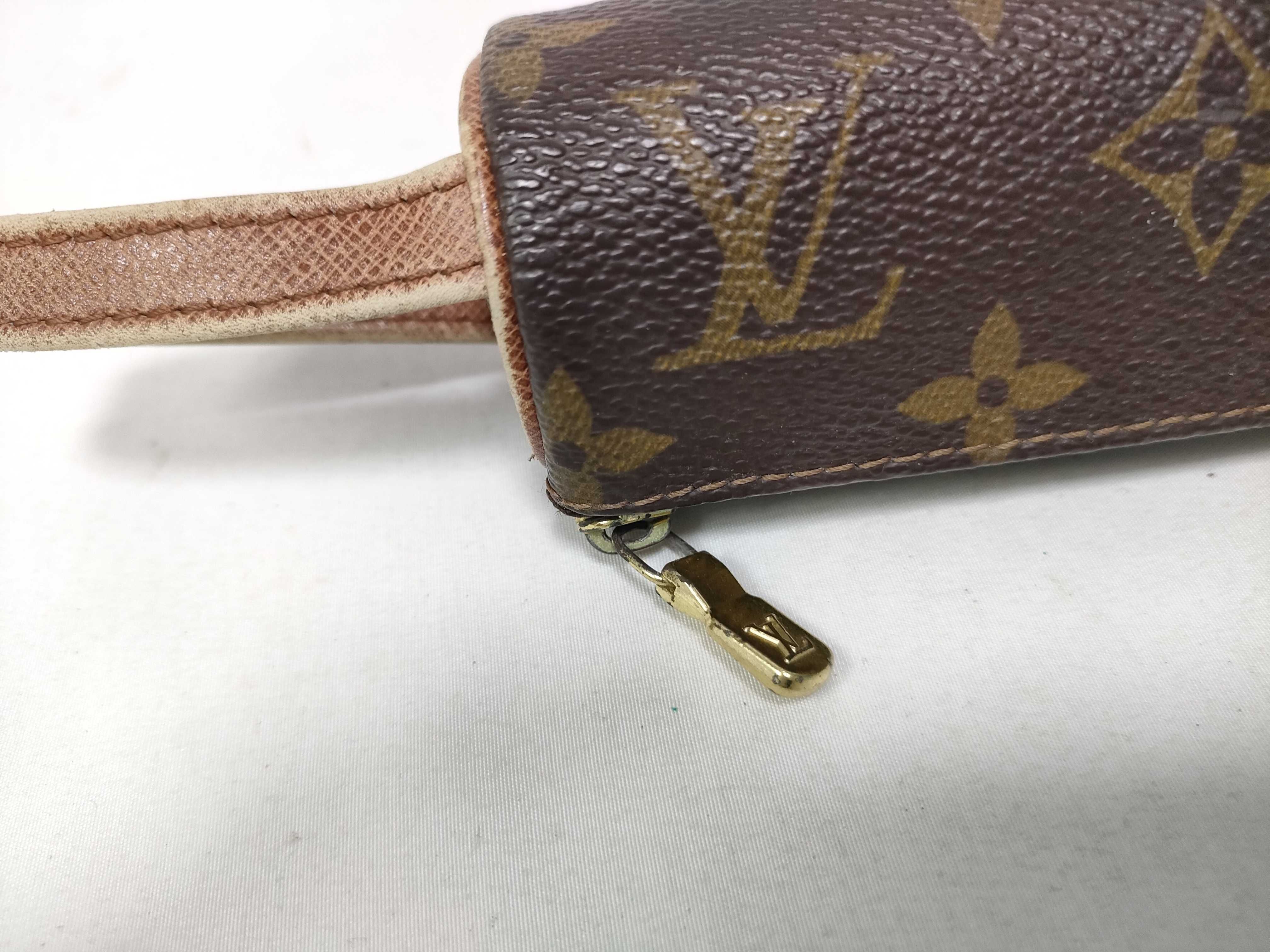 Monogram Louis Vuitton Mini Pouch — view 10