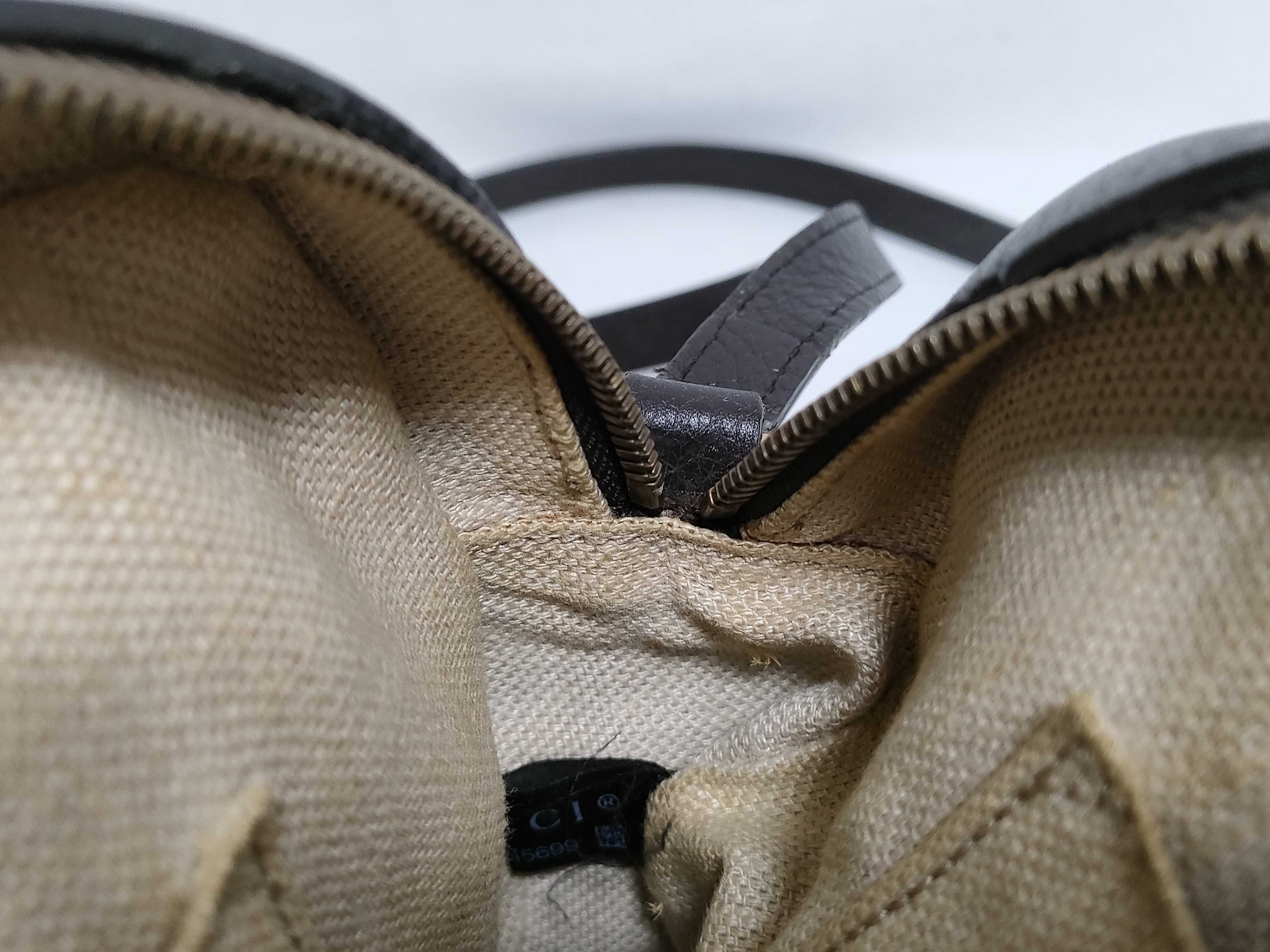 Sherry Line x Bee Camera Bag Shoulder Bag — view 9