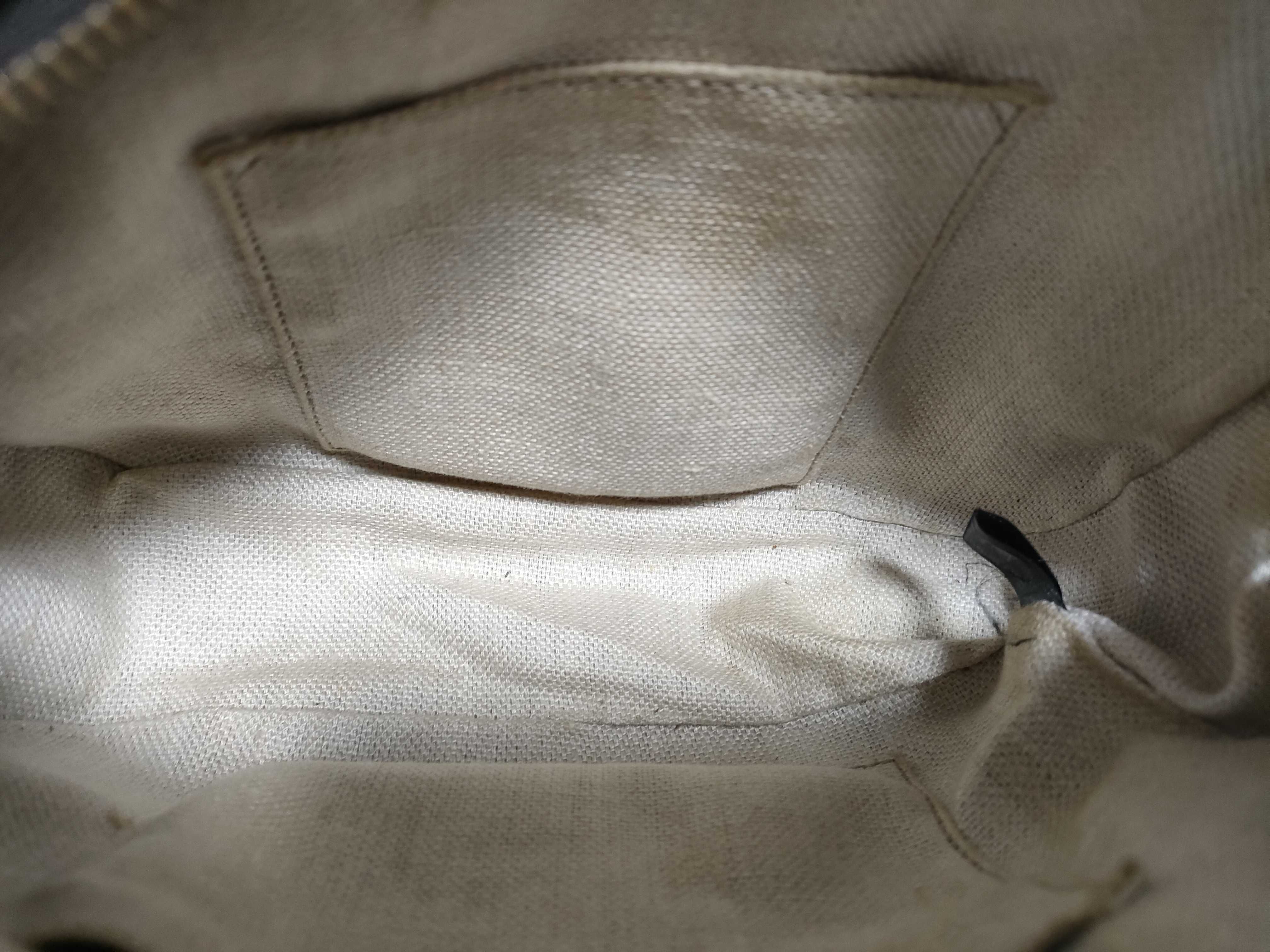 Sherry Line x Bee Camera Bag Shoulder Bag — view 10