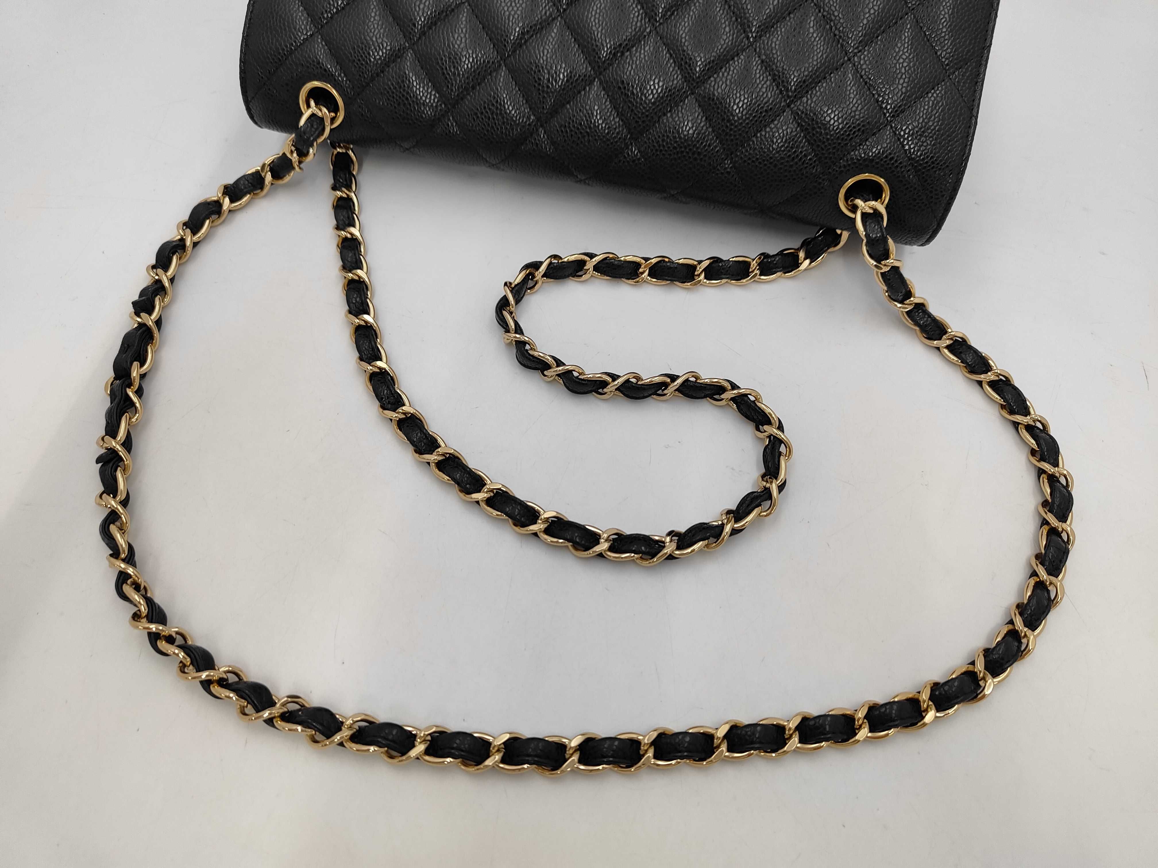 Matelassé 30 Shoulder Bag — view 5