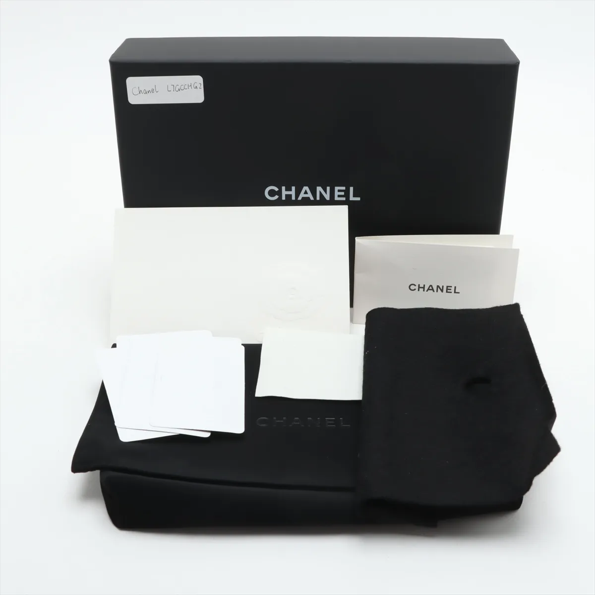 Matelasse caviar skin chain wallet black silver hardware L7GCCHG2 random plate AP4241 — view 11