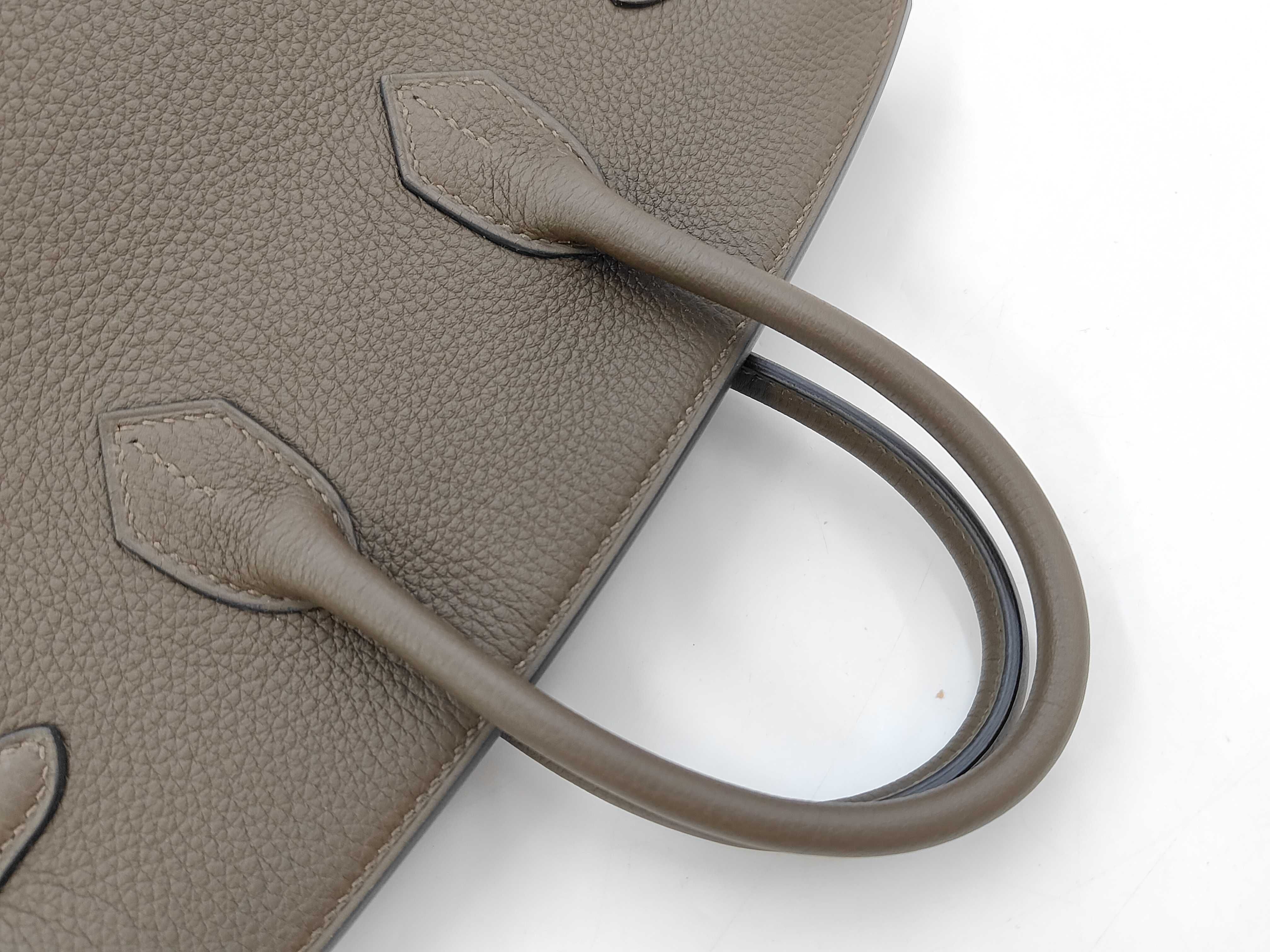 Birkin 25 Togo Vert Roden Champagne Gold G Stamp Handbag — view 4