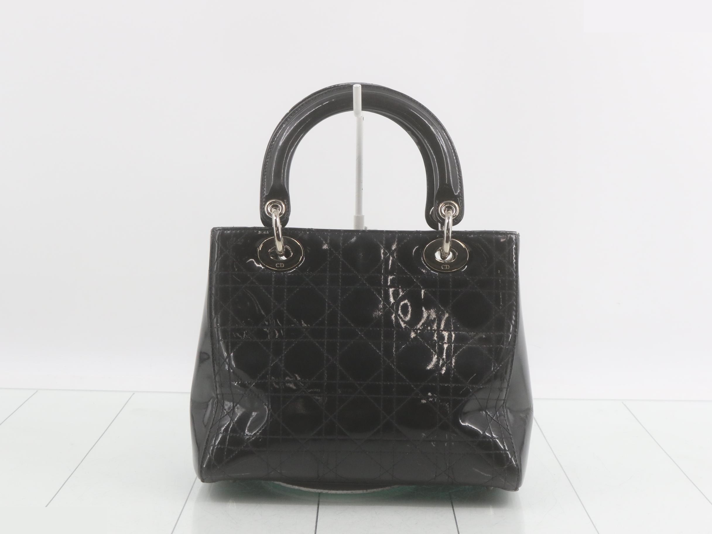 handbag — view 2