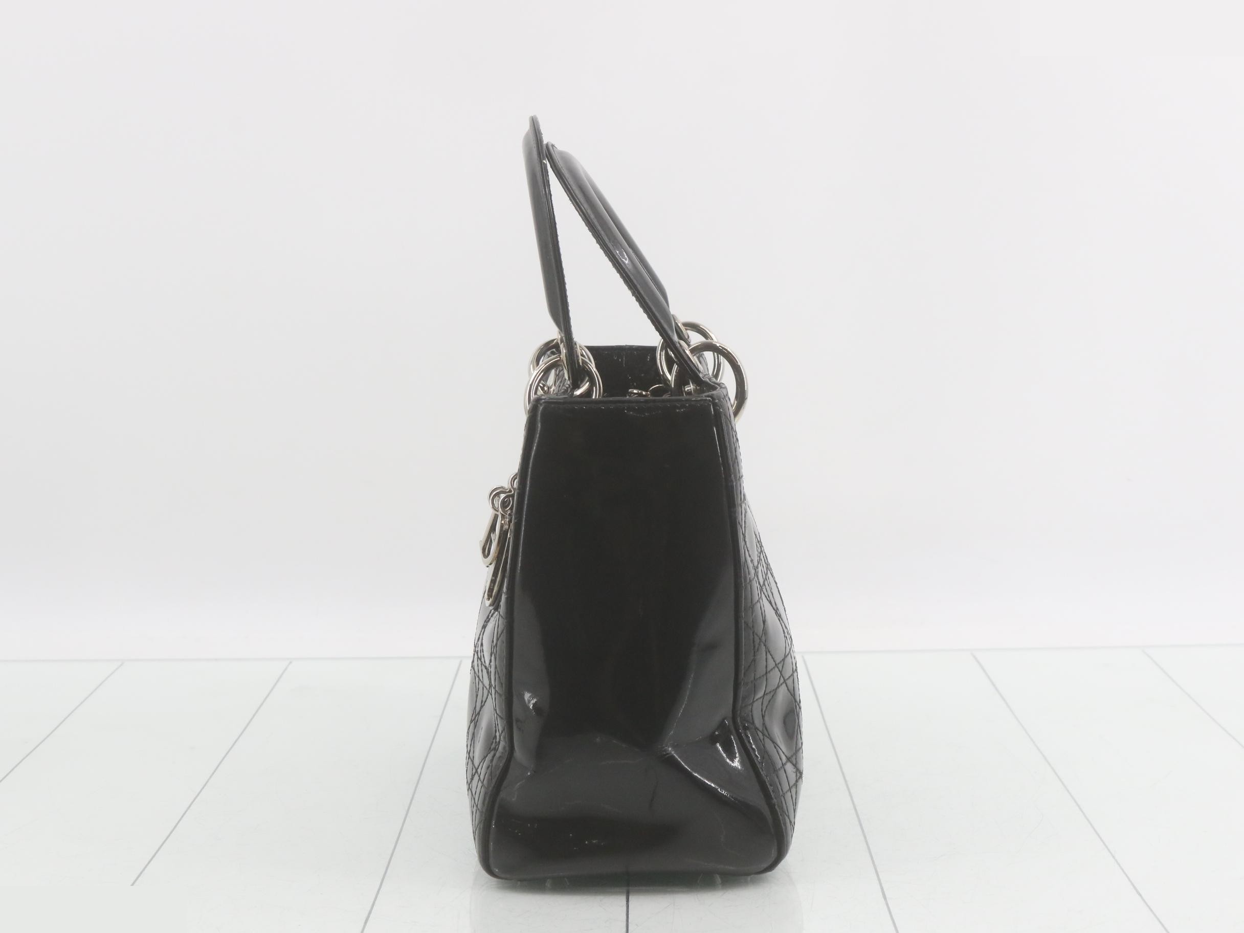 handbag — view 3