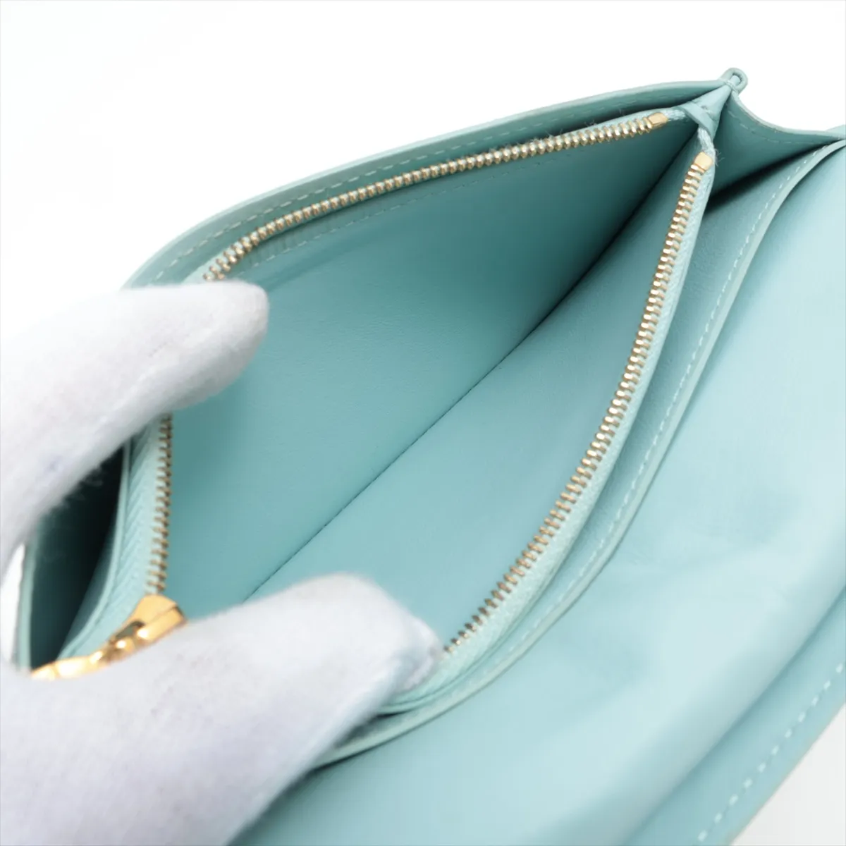 Taurillon LV Vertical Wallet M81367 Galet Long Wallet with initials, RFID unresponsive, serial number unknown. — view 8