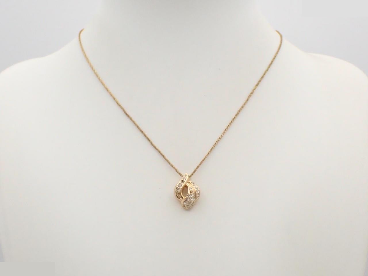 Other line: Precious metals, necklaces, pendants, neck circumference approximately 48cm. — view 3