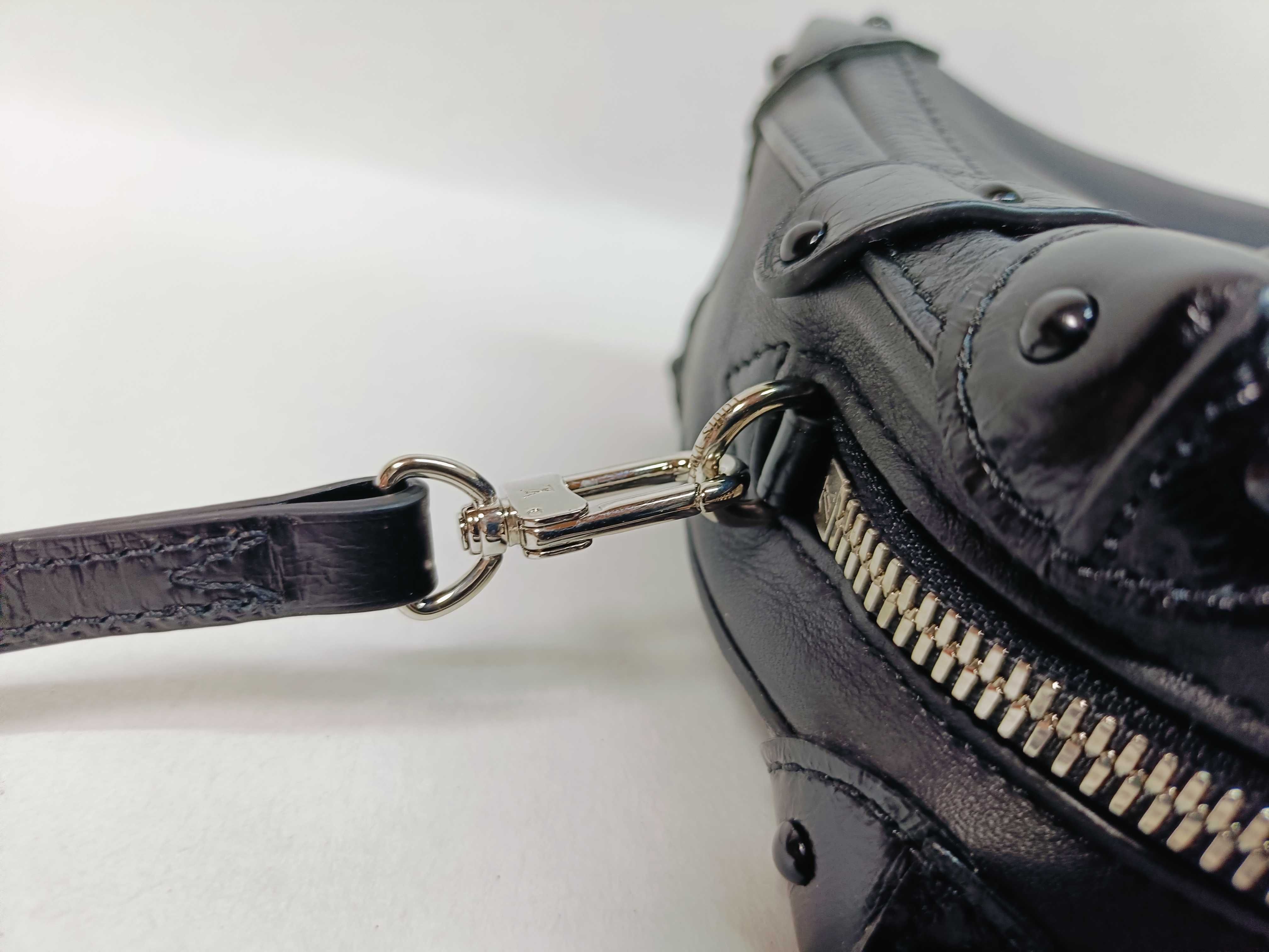 Petite Malle Soft MM Shoulder Bag — view 5