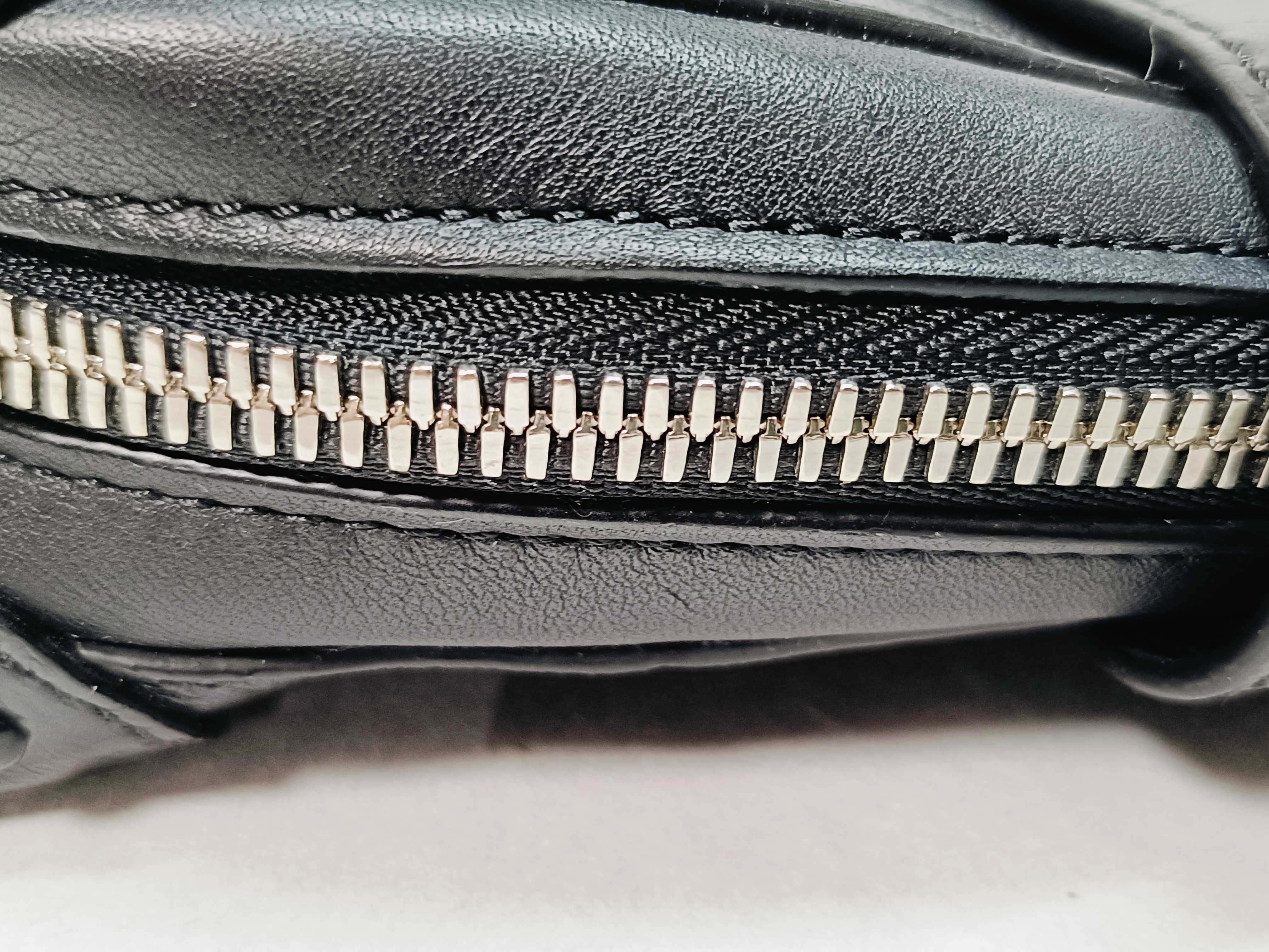 Petite Malle Soft MM Shoulder Bag — view 9